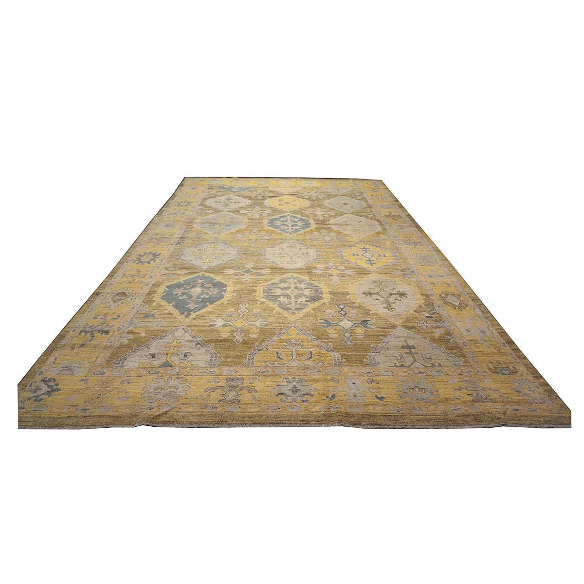   Ashly Fine Rugs presents a 21st-century Turkish Oushak 11x17 Handmade Area Rug. Oushak weavings began in a location just south of Istanbul, in a region that was to become the rugs namesake, Oushak. Although nomads first produced the rugs for