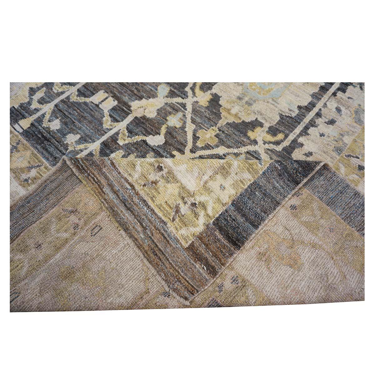 Siglo XXI Alfombra Turca Oushak 15x20 Carbón, Marfil y Verde Oliva Hecha a Mano en venta 1