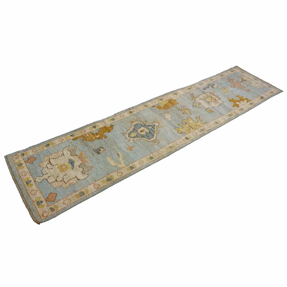 Tissé à la main 21st Century Turkish Oushak 2X10 Gold, Gray& Ivory, Handmade Area Rug (Tapis de sol fait à la main) en vente