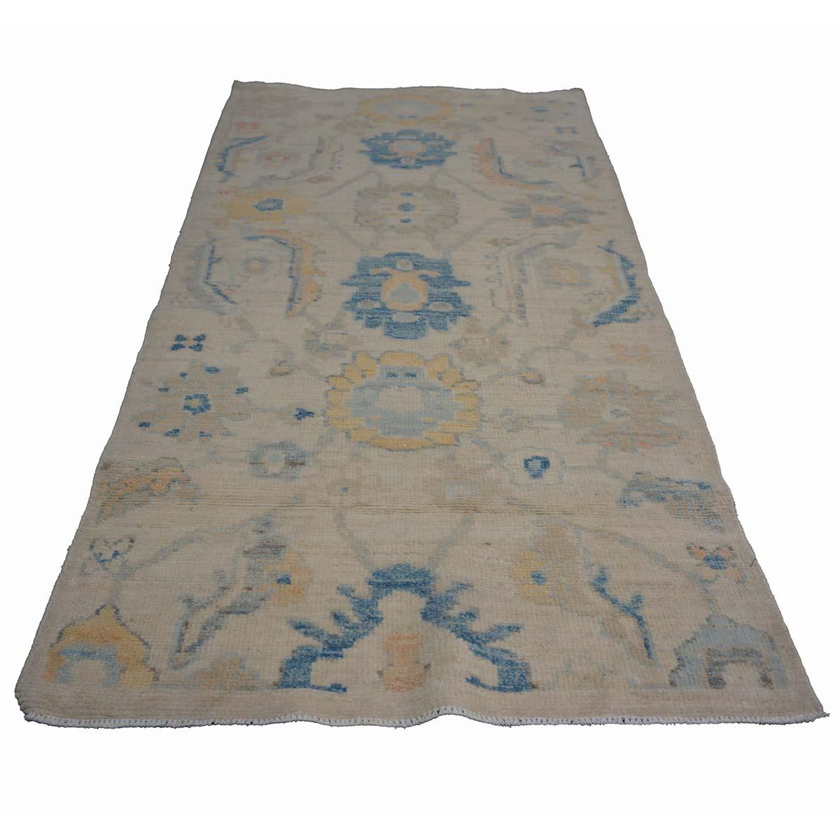 21. Jahrhundert Türkisch Oushak 3X6 Gold, Elfenbein & Schiefer Blau Handmade Läufer Teppich (Handgewebt) im Angebot