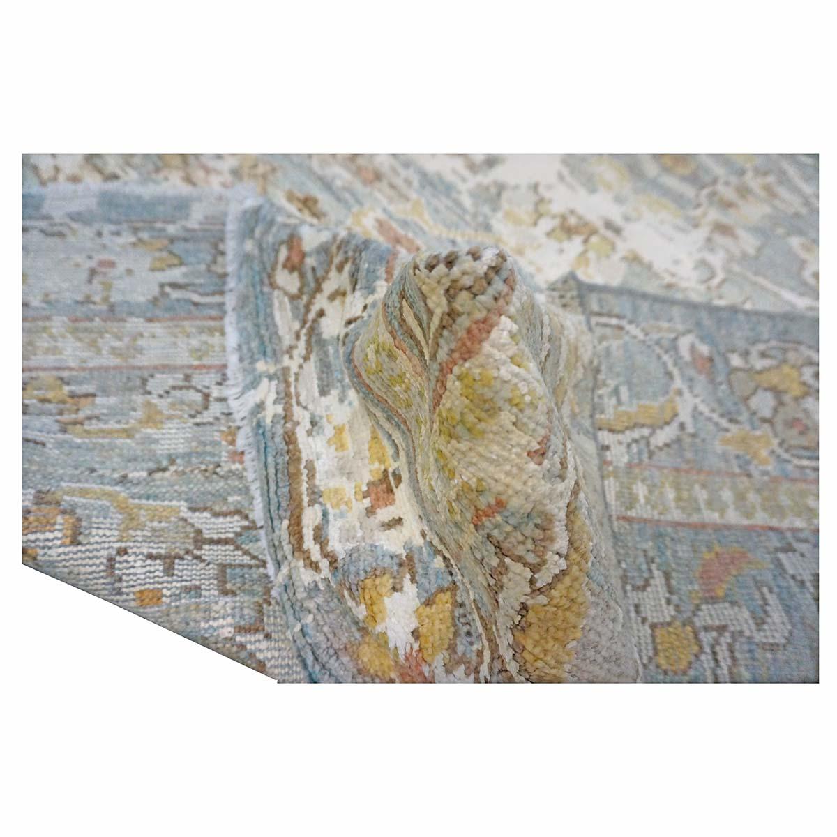 Tappeto Oushak turco del 21° secolo 4X6 grigio, kaki, avorio e oro fatto a mano in vendita 1
