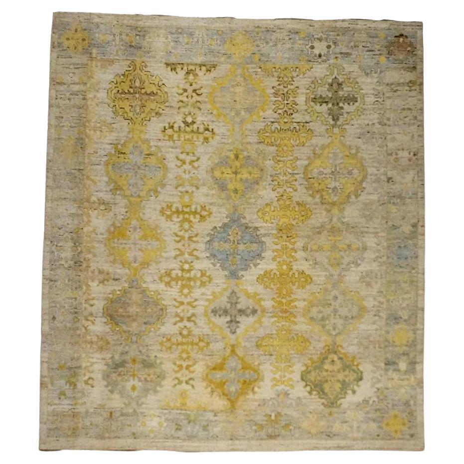 21st Century Turkish Oushak 9X10 Gold, Gray& Ivory Handmade Area Rug (Tapis de sol turc 9X10 or, gris et ivoire)