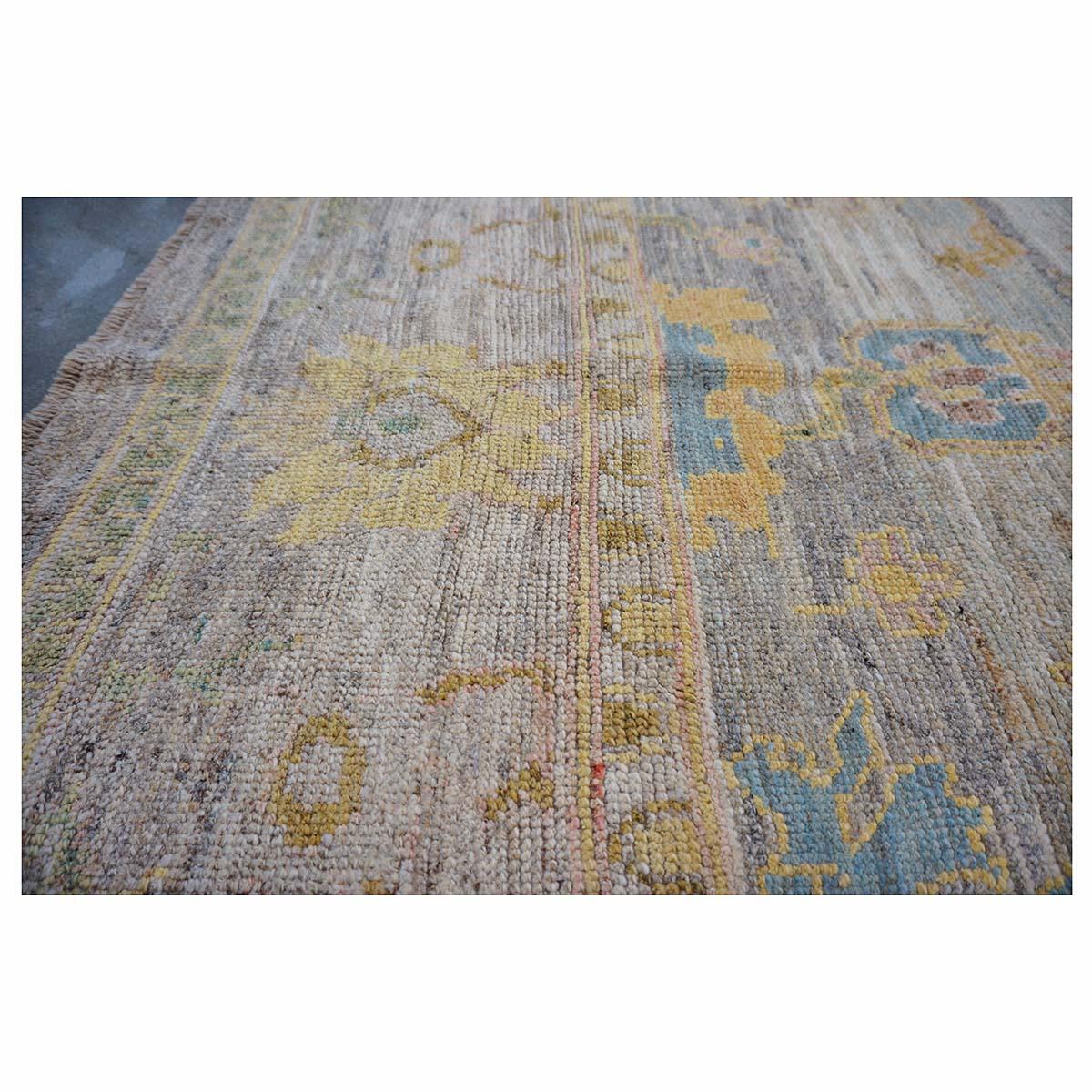 Tappeto turco Oushak 9X12 oro, avorio e blu ardesia del 21° secolo, realizzato a mano in vendita 3