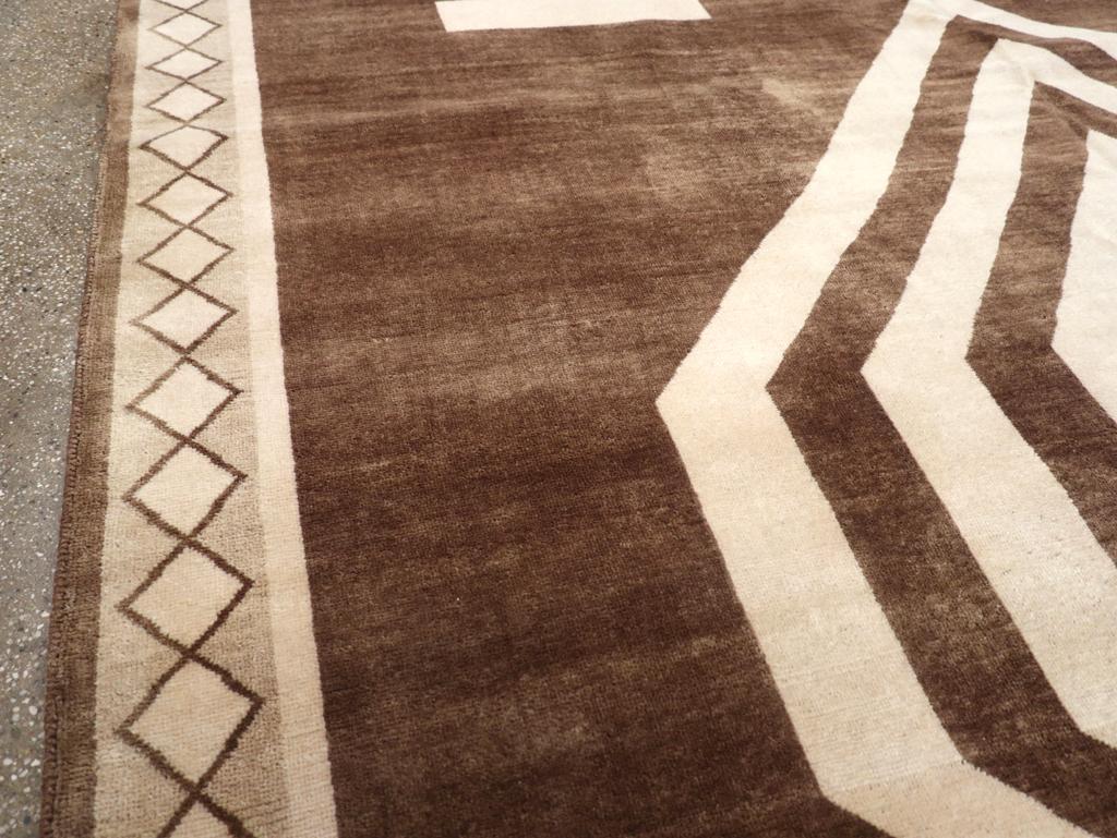 Türkischer Teppich im Stammesstil des 21. Jahrhunderts in Zimmergröße (Moderne) im Angebot