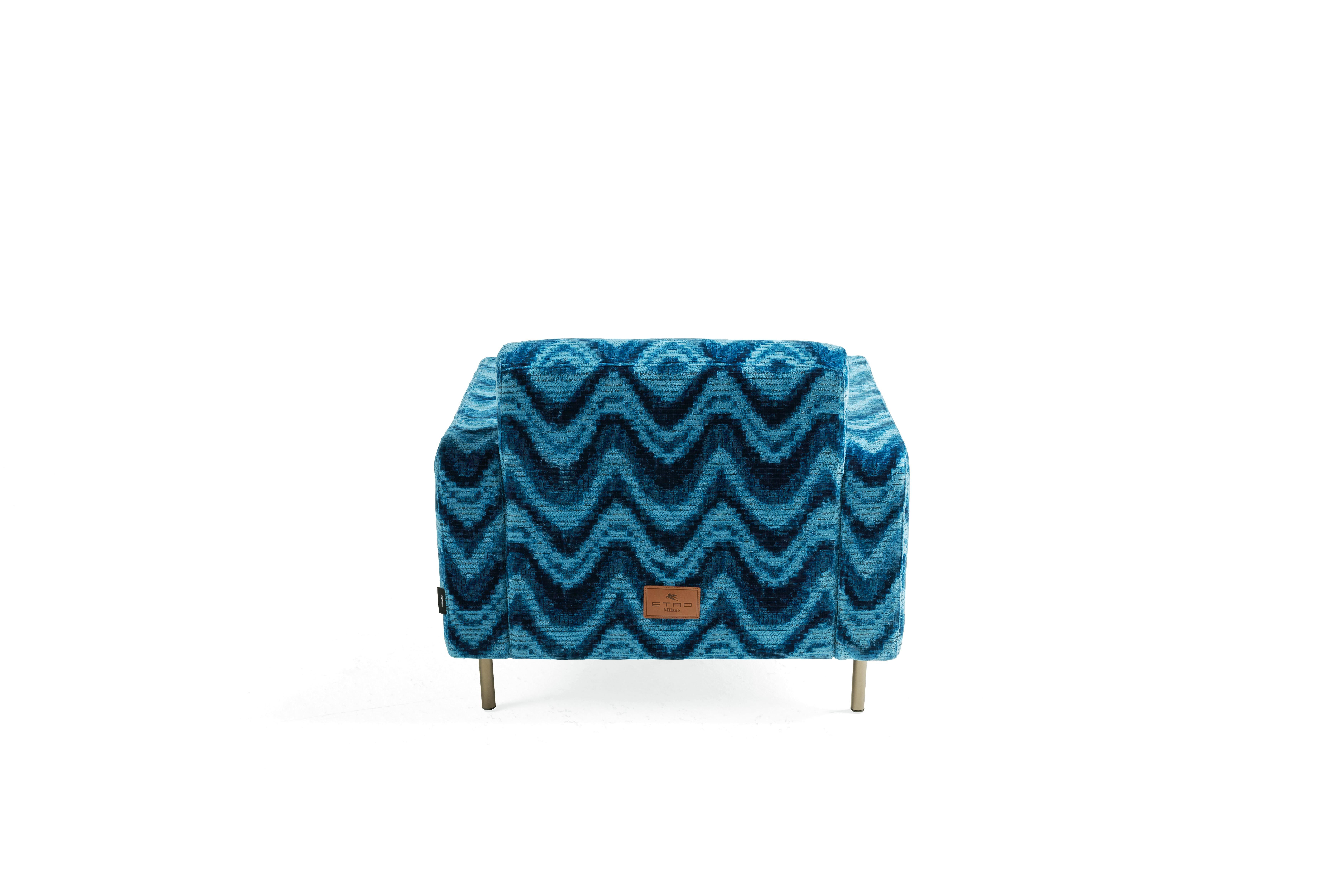 21st Century Type Armchair in Blue Jacquard Fabric by Etro Home Interiors In New Condition For Sale In Cantù, Lombardia