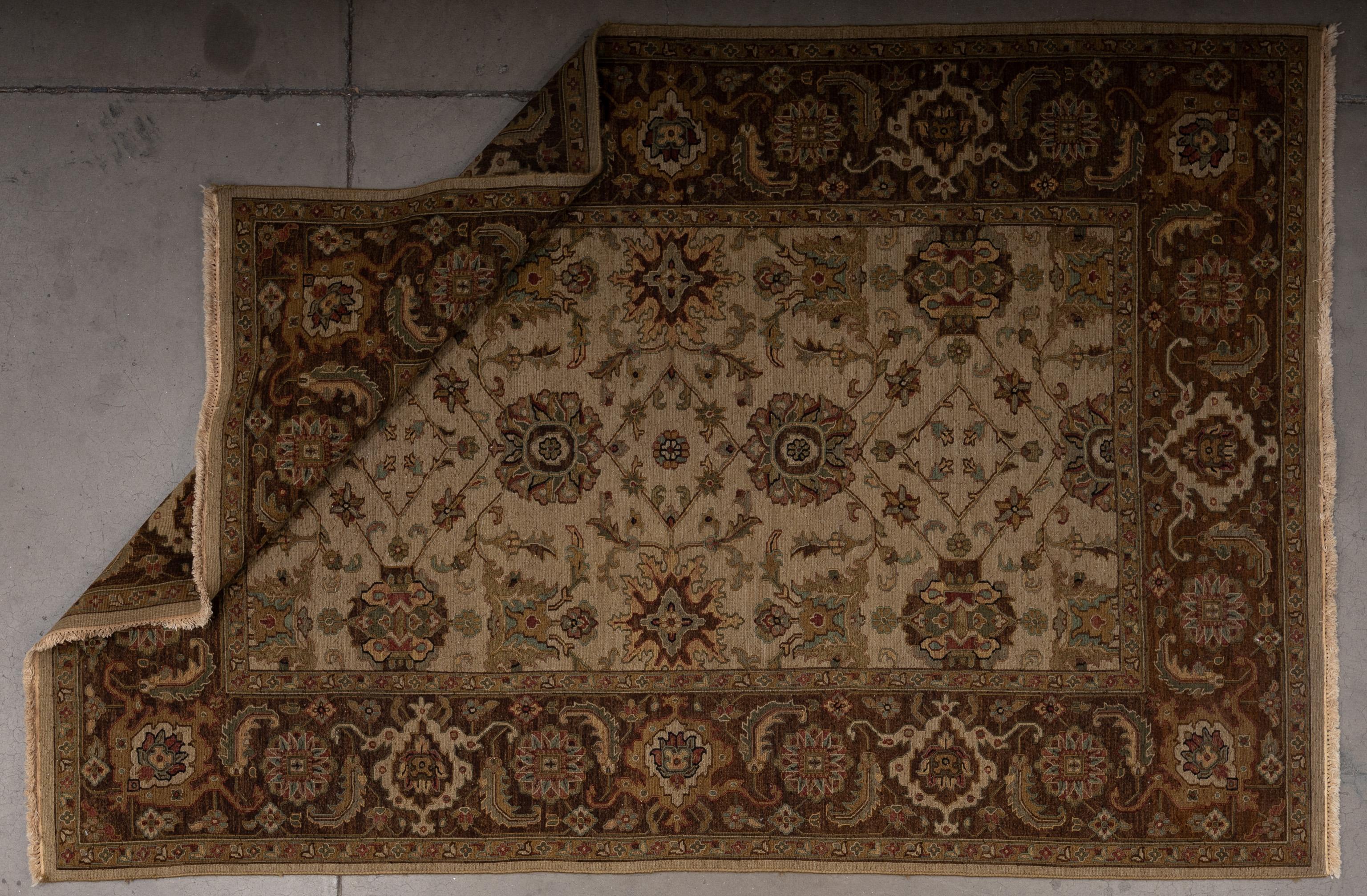 Tissé à la main Tapis ouzbek du 21e siècle en vente