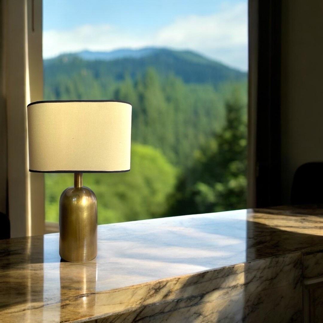 Lampe Valeria du 21e siècle par Busra Ozdemir - Vintage et Moderns Neuf - En vente à ISTANBUL, TR