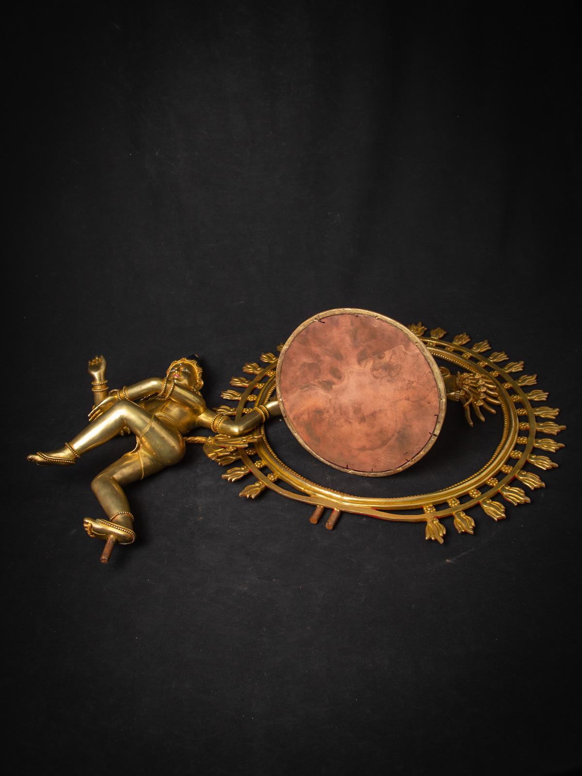 21ème siècle Très beau Shiva Nataraja en bronze doré du Népal en vente 2