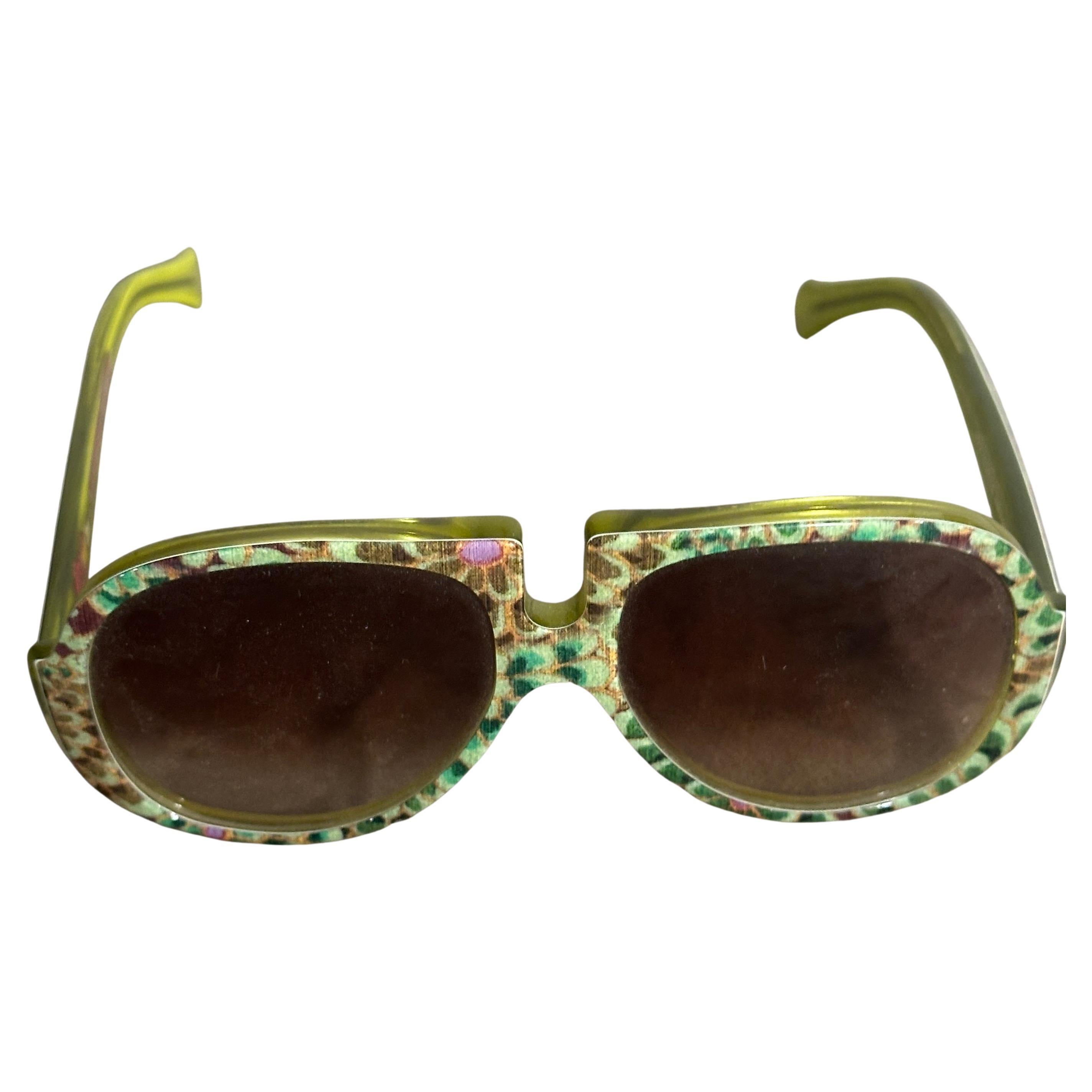 Übergroße italienische Vintage-Sonnenbrille des 21. Jahrhunderts von Patty Paillette Venedig im Angebot