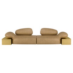 Viv Id Sofa, gehämmertes Messing, Nobilis, hergestellt in Portugal von Malabar, 21. Jahrhundert