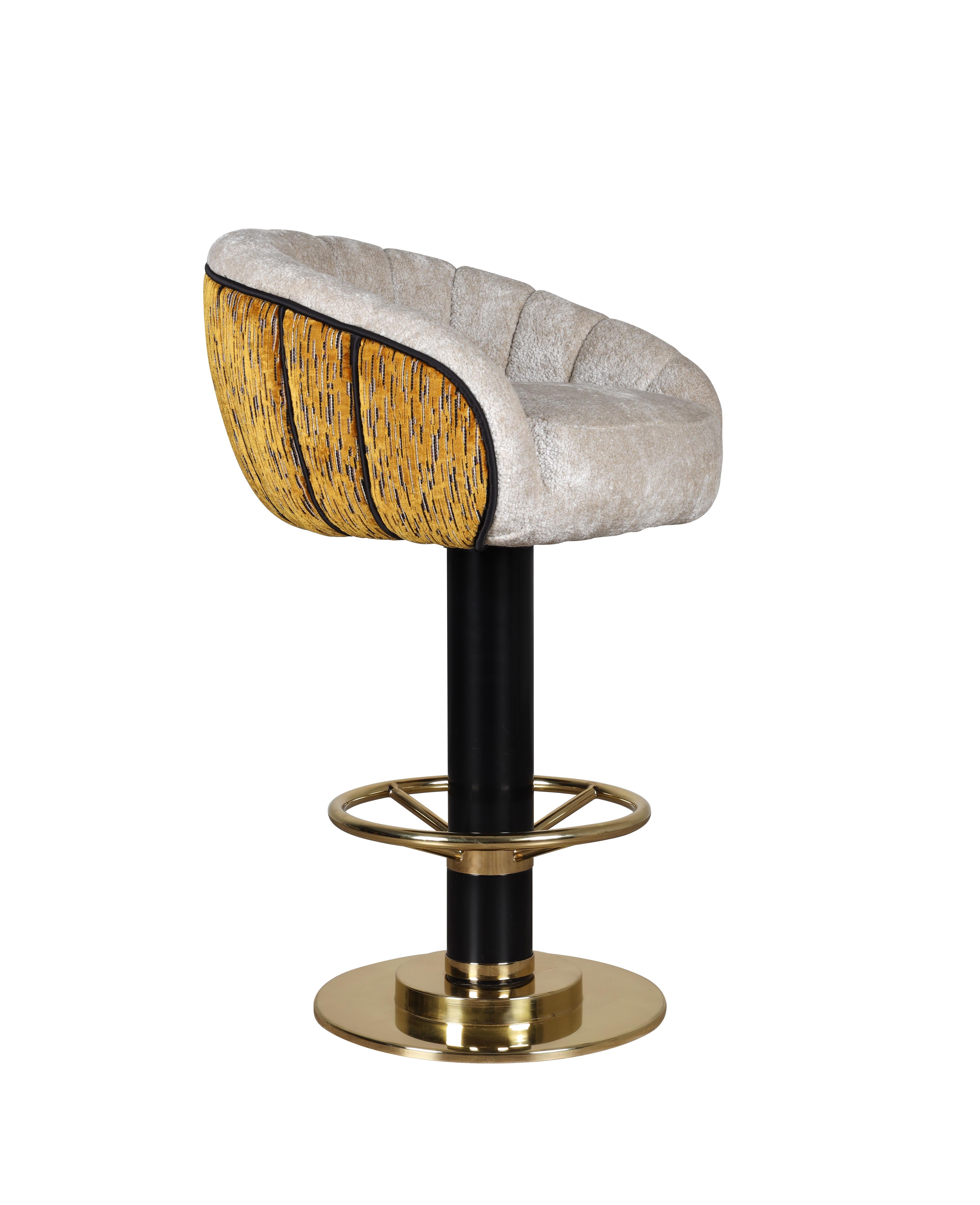Contemporary 21st Century Vivien Swivel Bar Chair Cotto Velvet Brass For Sale