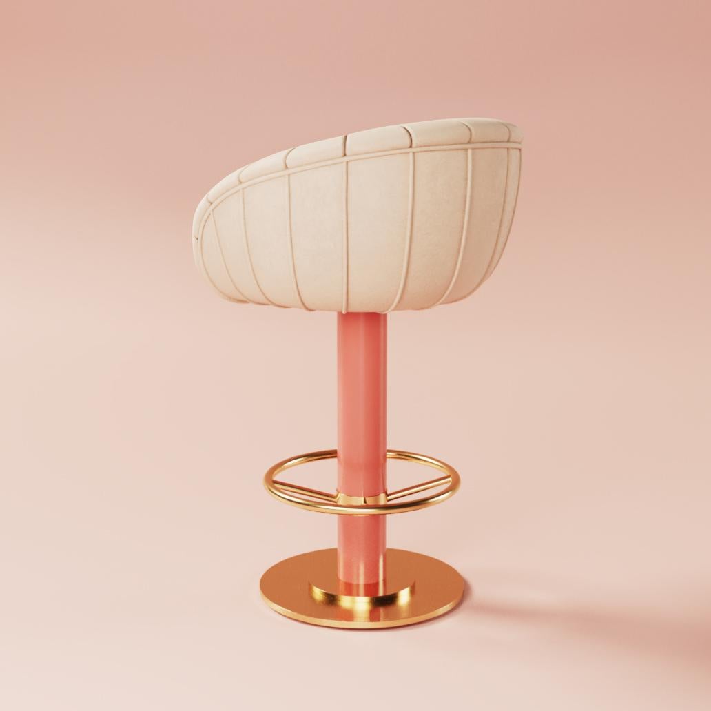 Chaise de bar pivotante Vivien du 21e siècle Laiton velouté Fabriqué à la main au Portugal par Ottiu en vente 4
