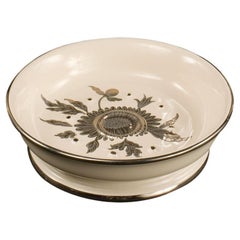 Porcelaine blanche du 21e siècle  et porte-savon en porcelaine décorée