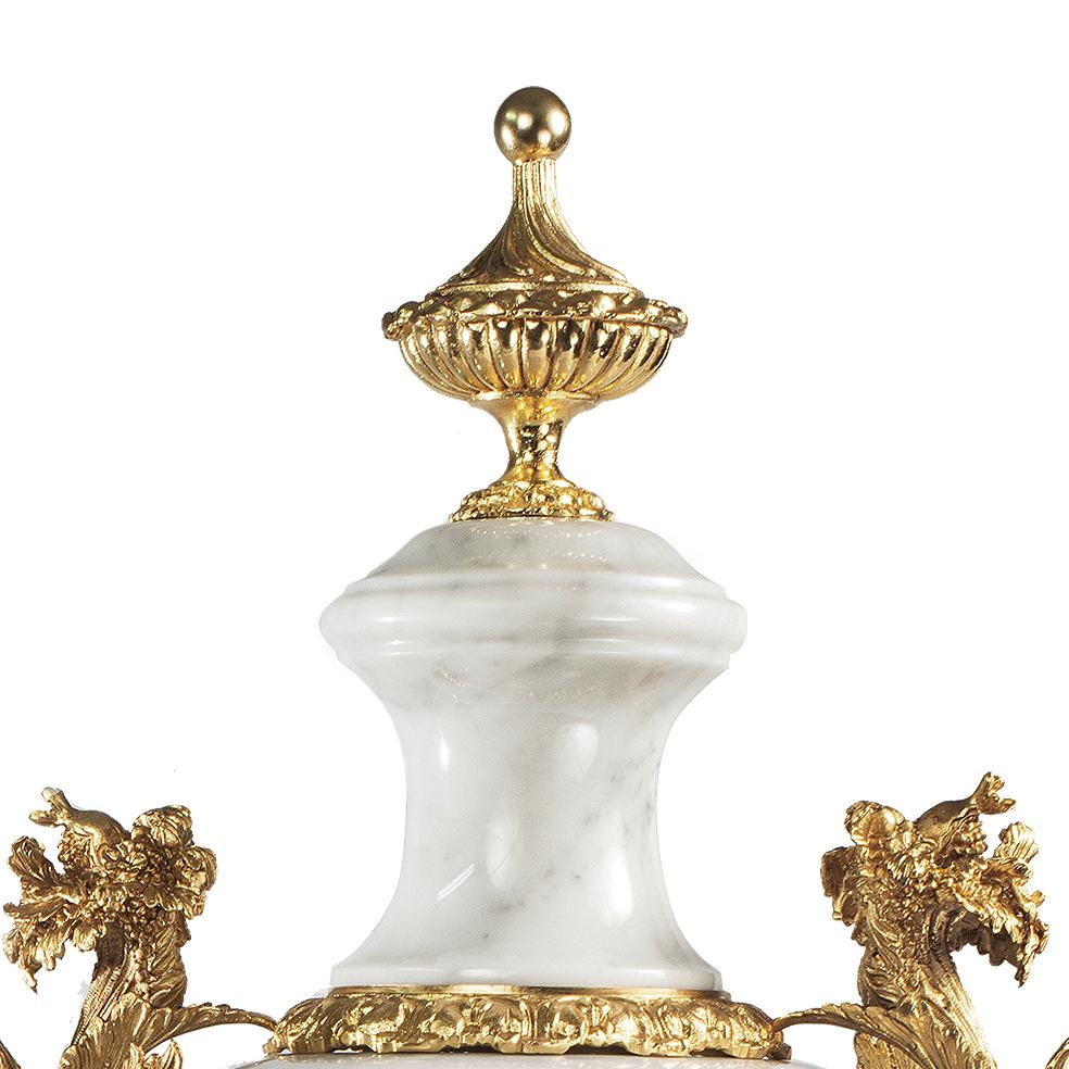 Italian 21st Century White Veined Marble and Golden Bronze Potiche For Sale