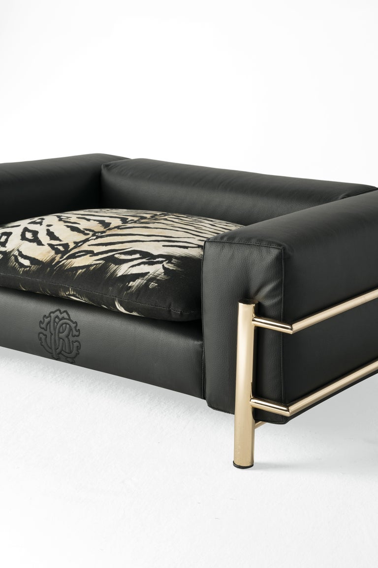 Wildtierbett des 21. Jahrhunderts von Roberto Cavalli Home Interiors im  Angebot bei 1stDibs Deutschland | philipp plein hundebett, hundebett  philipp plein