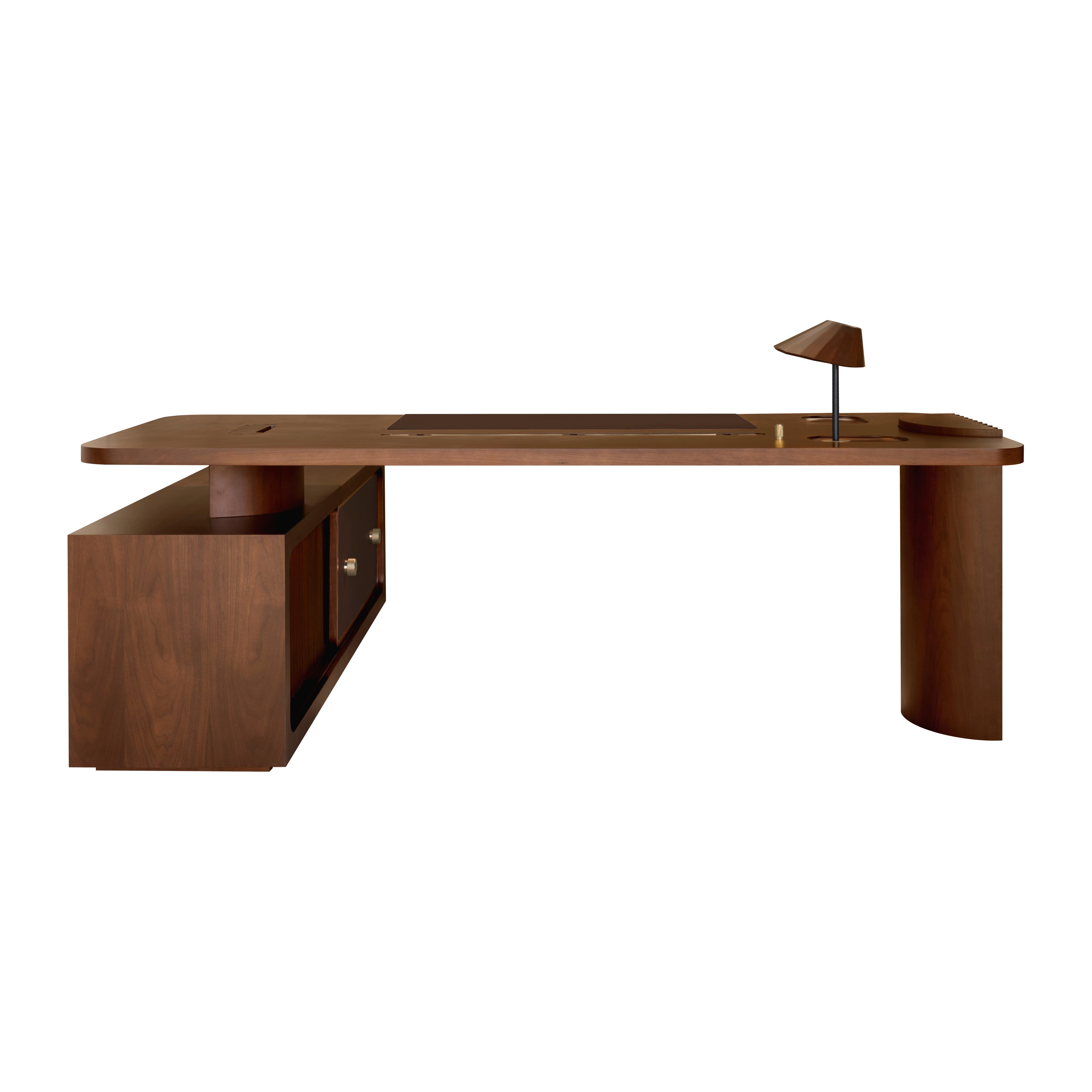 21° Scrivania Willington Legno Noce Pelle Realizzata a mano in Portogallo da Wood Tailors In condizioni Nuovo in vendita a RIO TINTO, PT