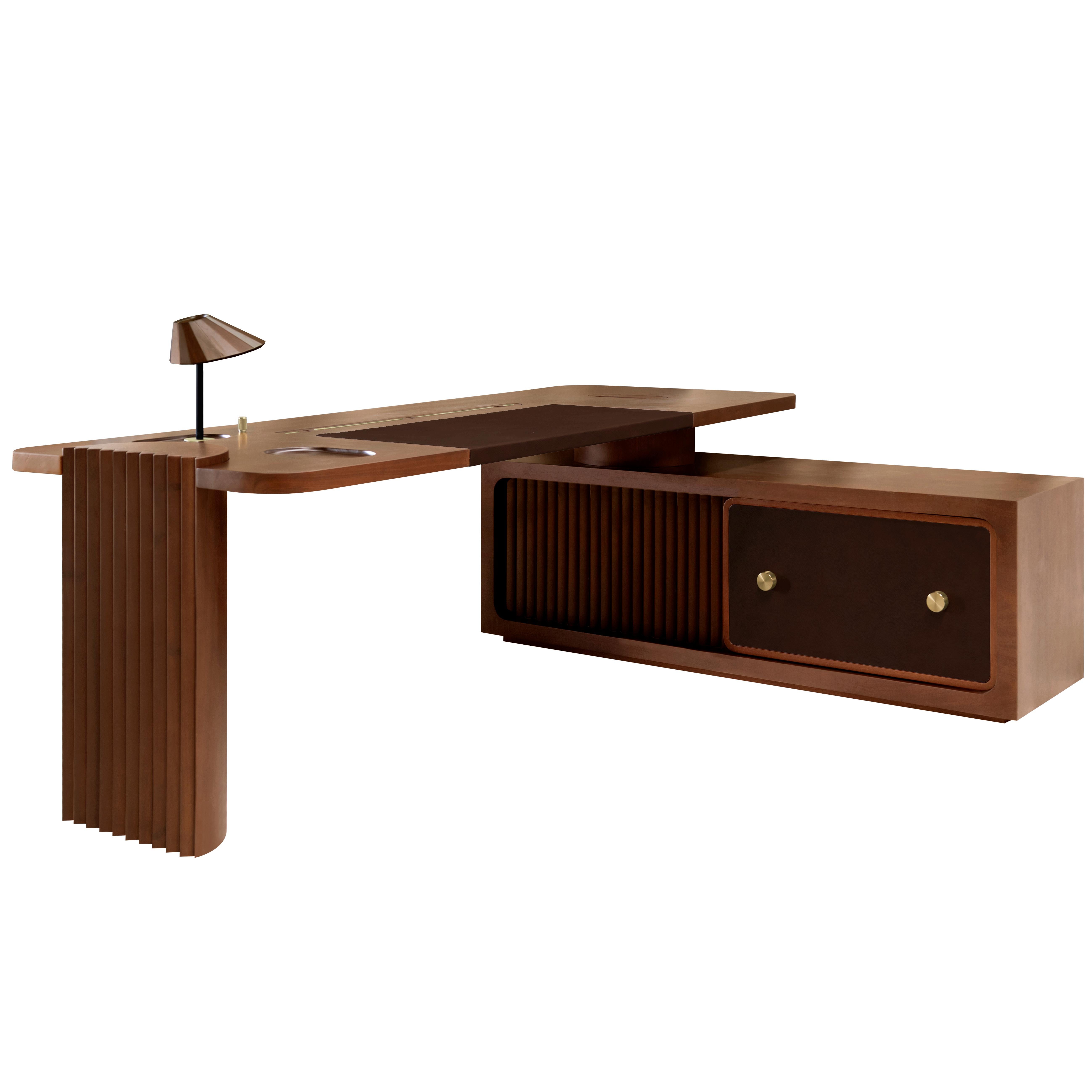 21° Scrivania Willington Legno Noce Pelle Realizzata a mano in Portogallo da Wood Tailors in vendita 2