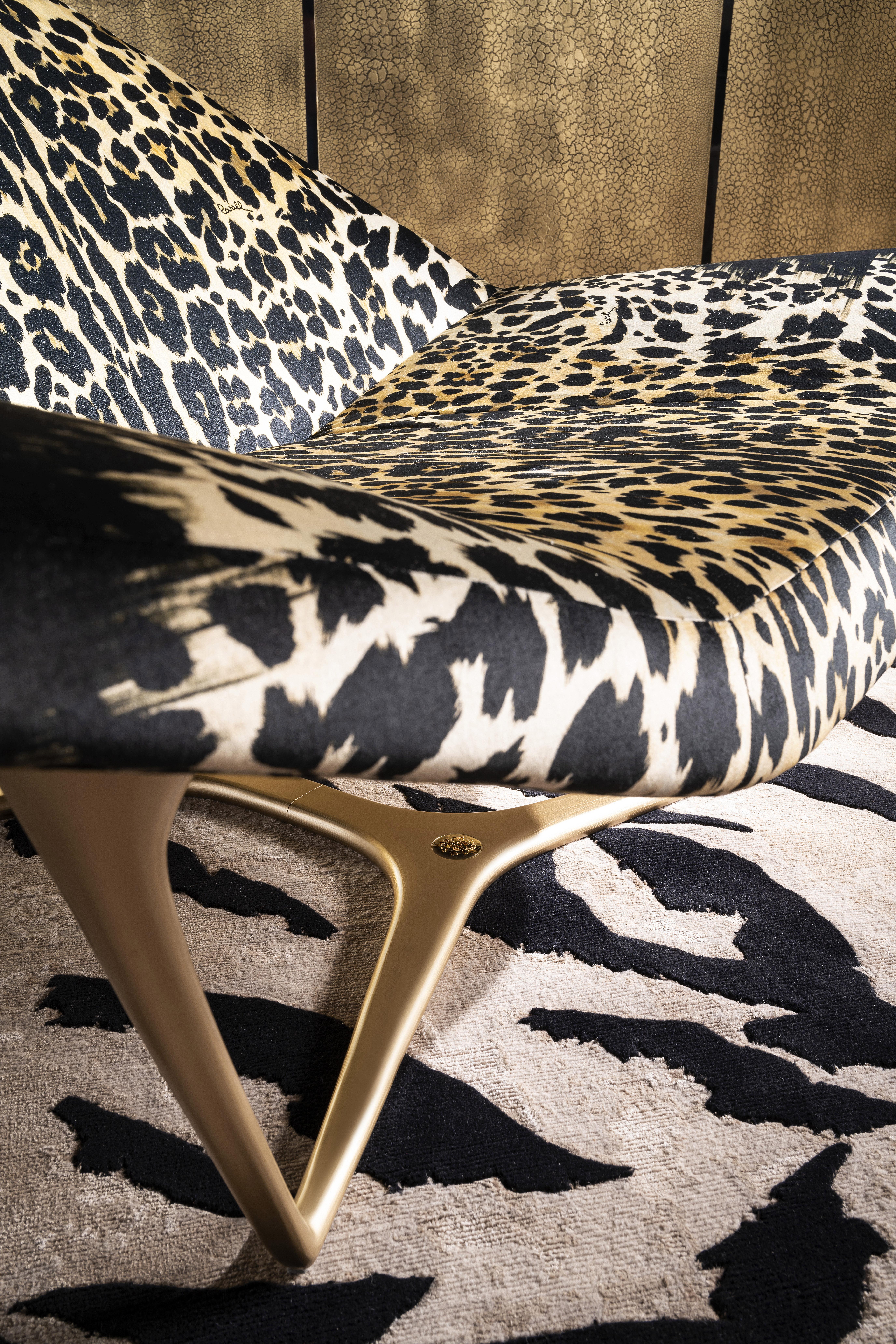 Italian 21st Century Wings Armchair in Fabric by Roberto Cavalli Home Interiors For Sale