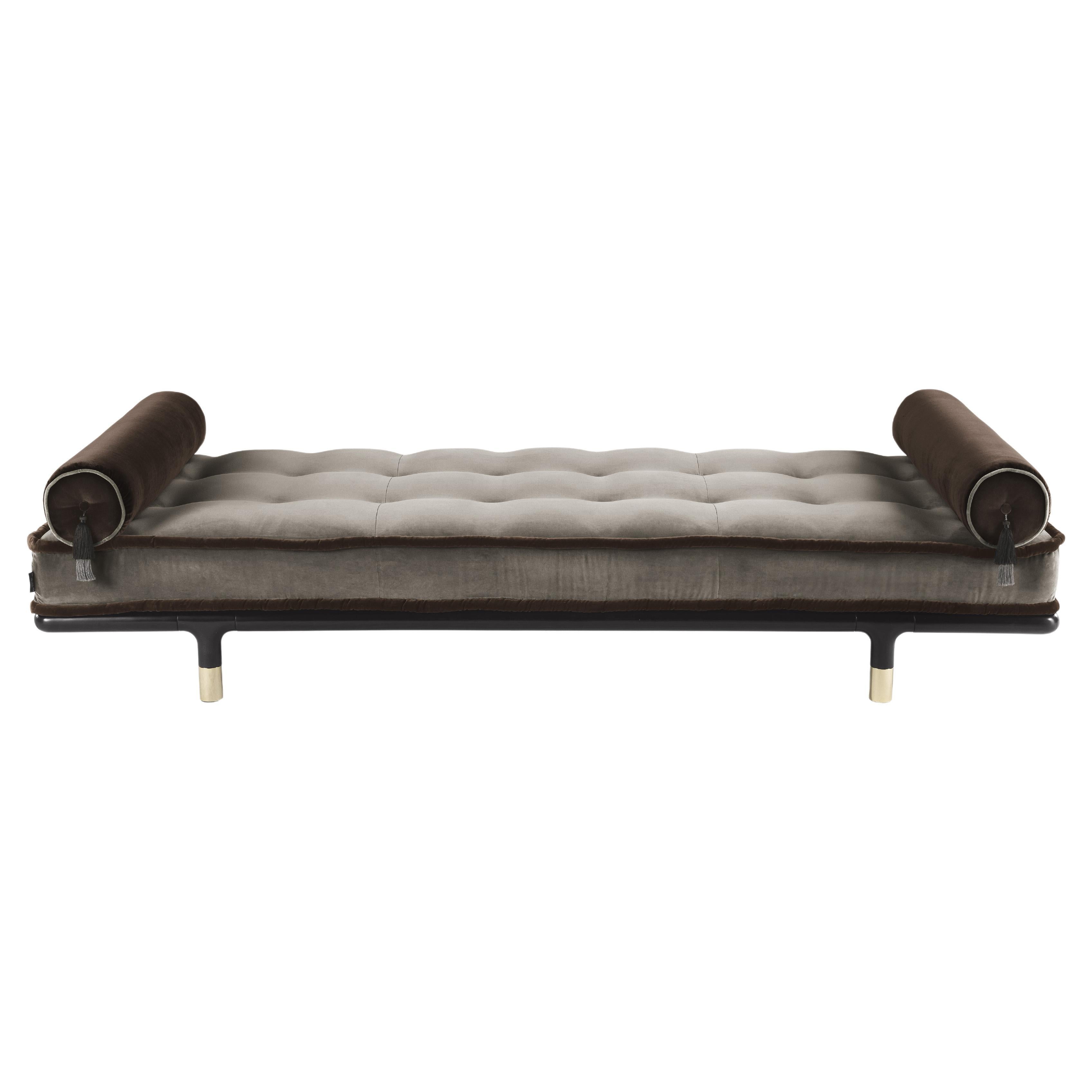 21st Century Woodstock Daybed in Velvet by Etro Home Interiors