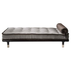 21st Century Woodstock Daybed in Velvet One Roll Cushion by Etro Home Interiors