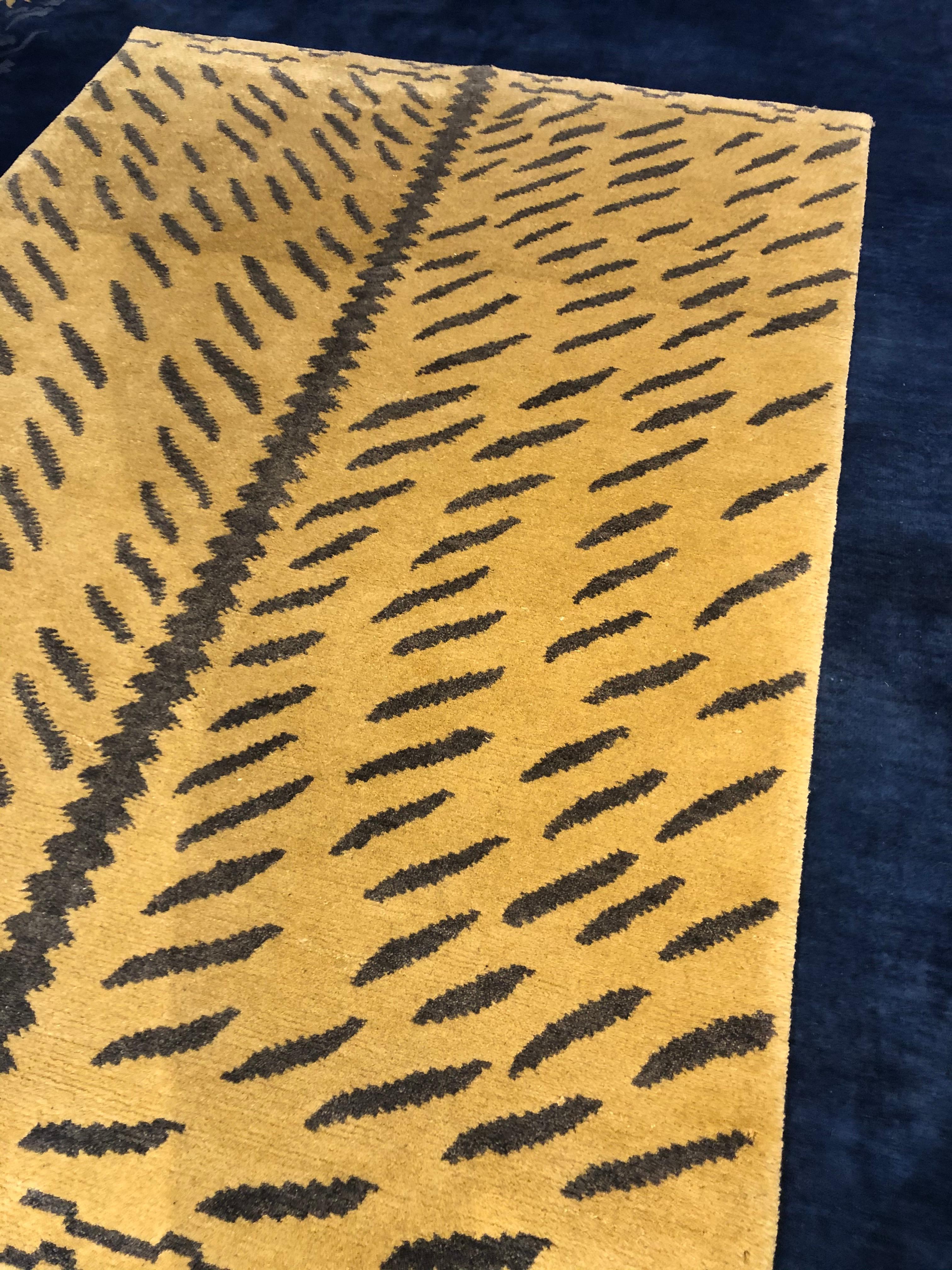 21st Century Yellow and Brown Tibetan Tiger Mantle Rug, circa 2019 In Excellent Condition For Sale In Firenze, IT