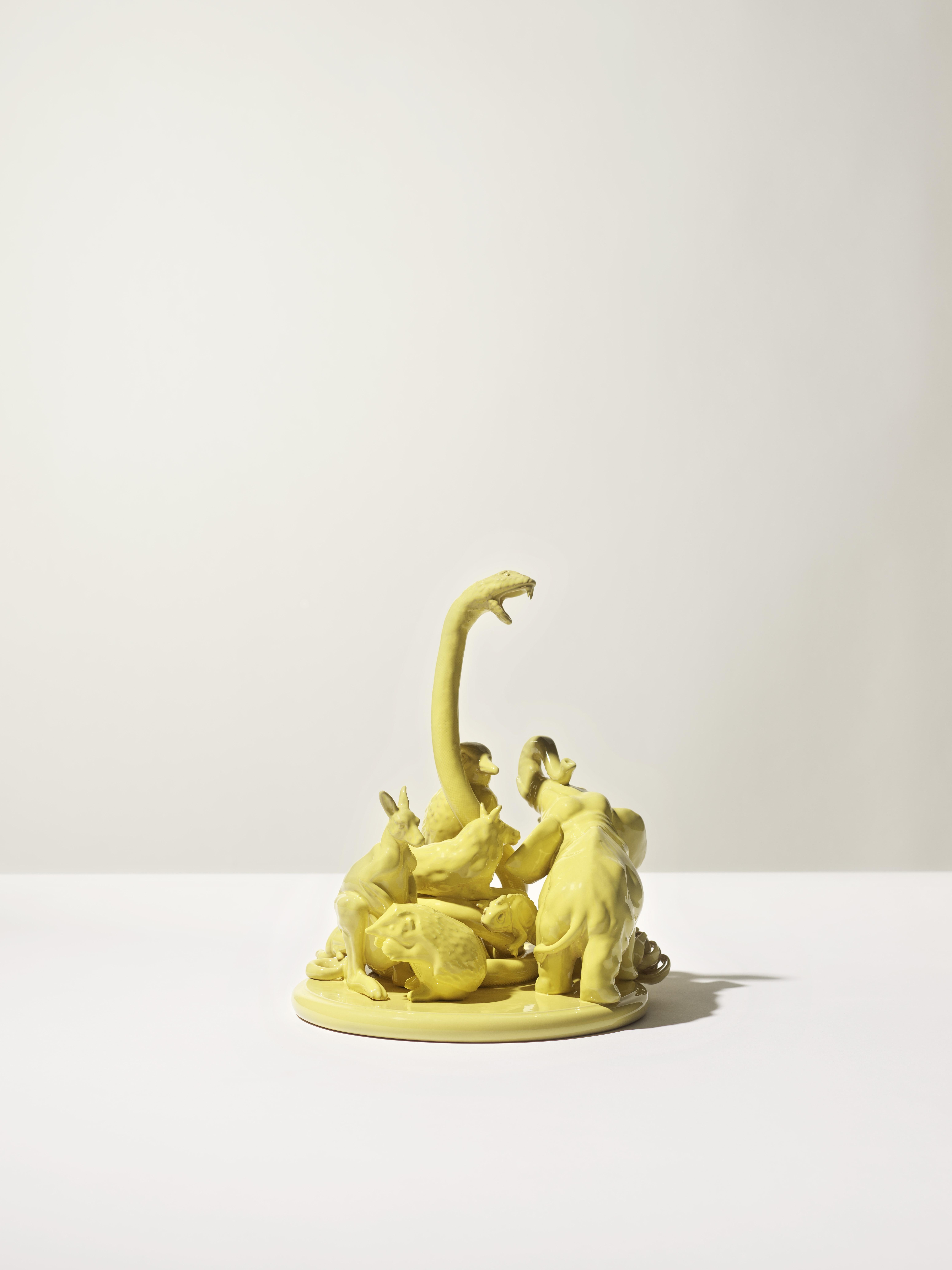 Italiano Scultura gialla del XXI secolo di Ceramica Gatti, designer A. Anastasio in vendita