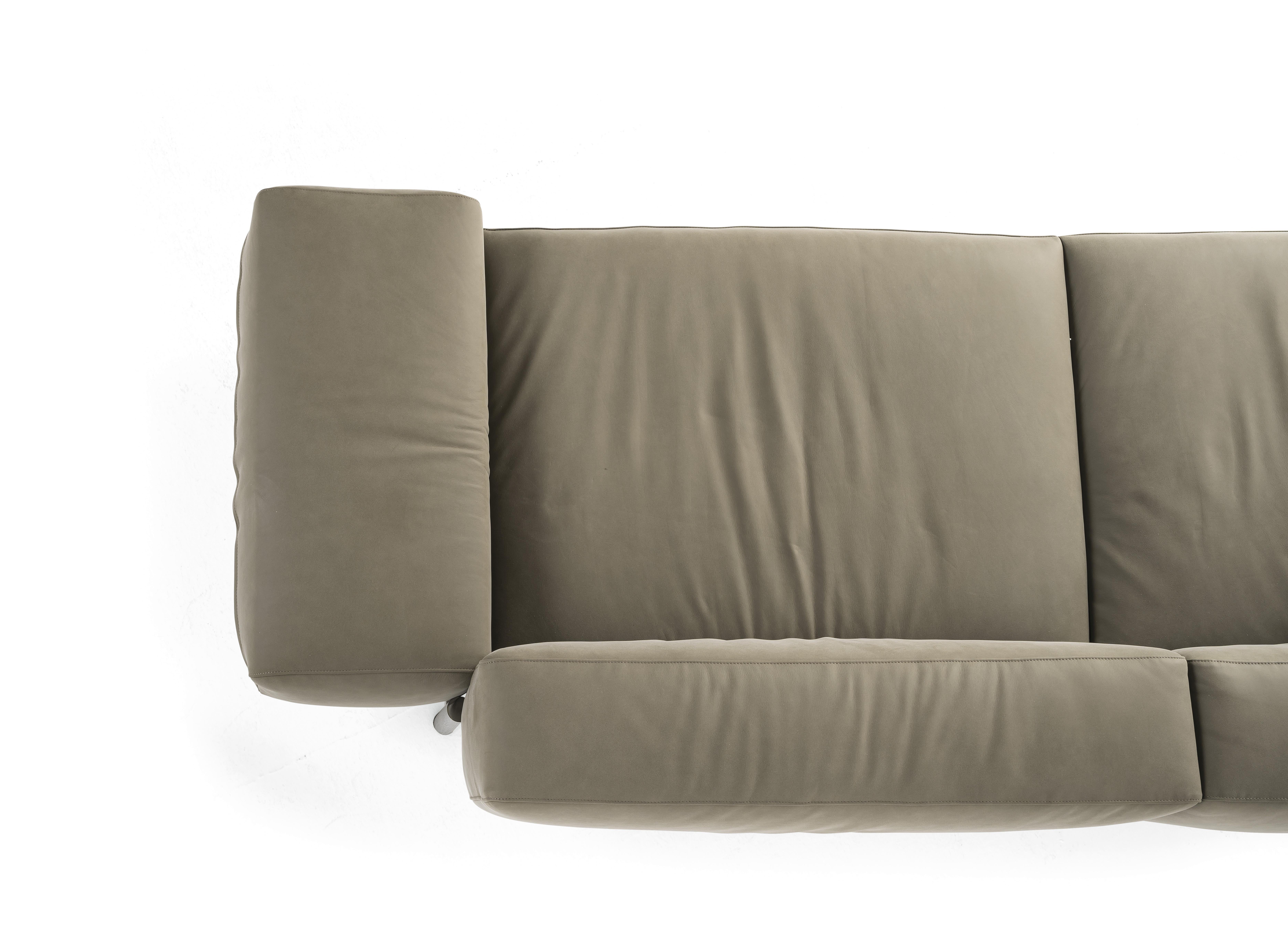 Contemporary 21st Century York Sofa in Nabuk by Gianfranco Ferré Home For Sale