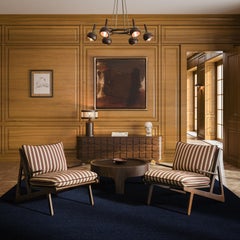 Churchill 21. Churchill-Mitteltisch aus Nussbaumholz, handgefertigt in Portugal von Wood Tailors Club