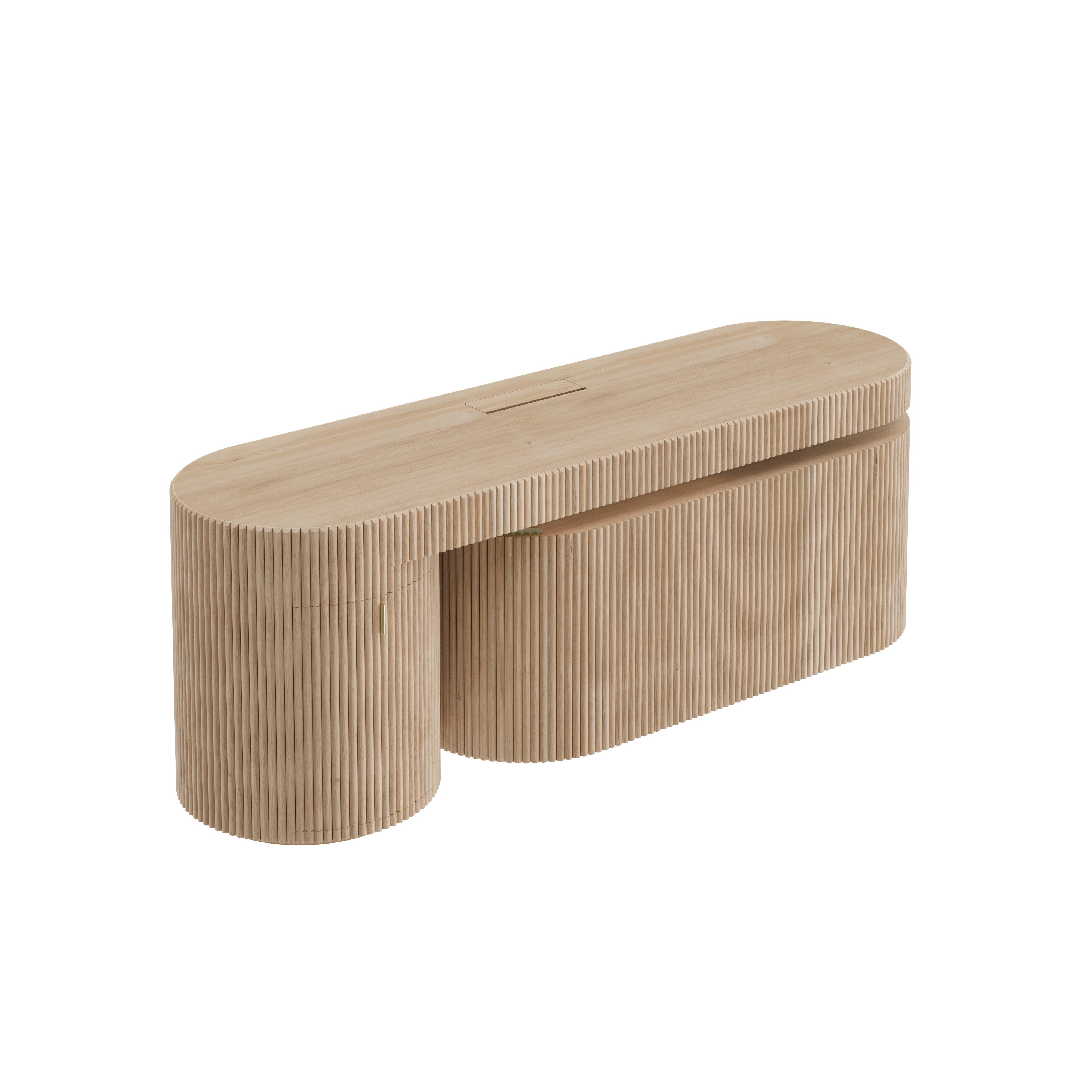 21° Scrivania Gifford in legno Oak e ottone, fatta a mano in Portogallo da Wood Tailors Club In condizioni Nuovo in vendita a RIO TINTO, PT