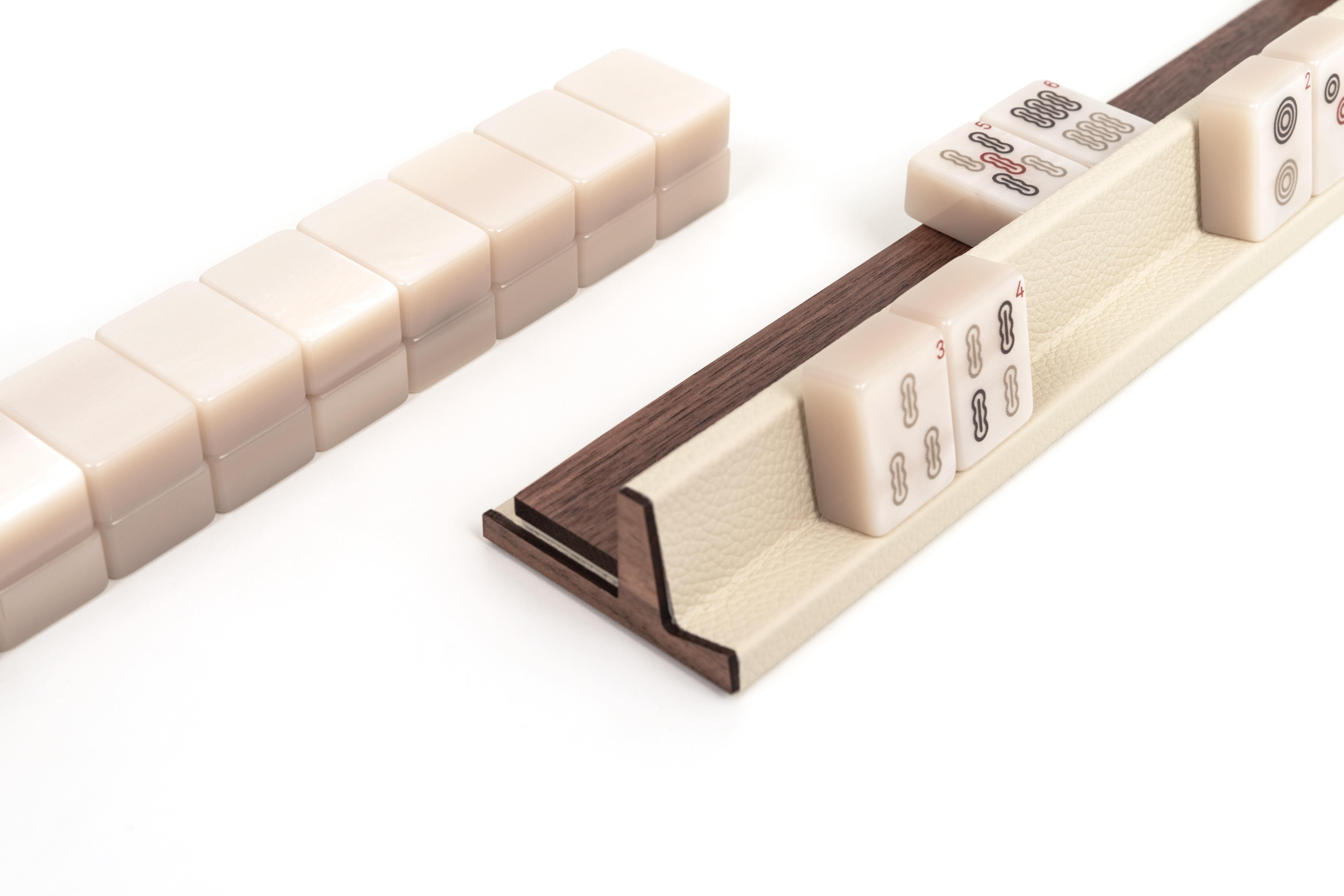21e ensemble de jeu Mahjong en bois de noyer et cuir, fabriqué à la main en Italie Neuf - En vente à Bagnatica, Lombardia