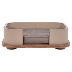 21st Pet Bed Large in Walnut Wood & Calf Leather (lit pour animaux de compagnie de grande taille en bois de noyer et cuir de veau)