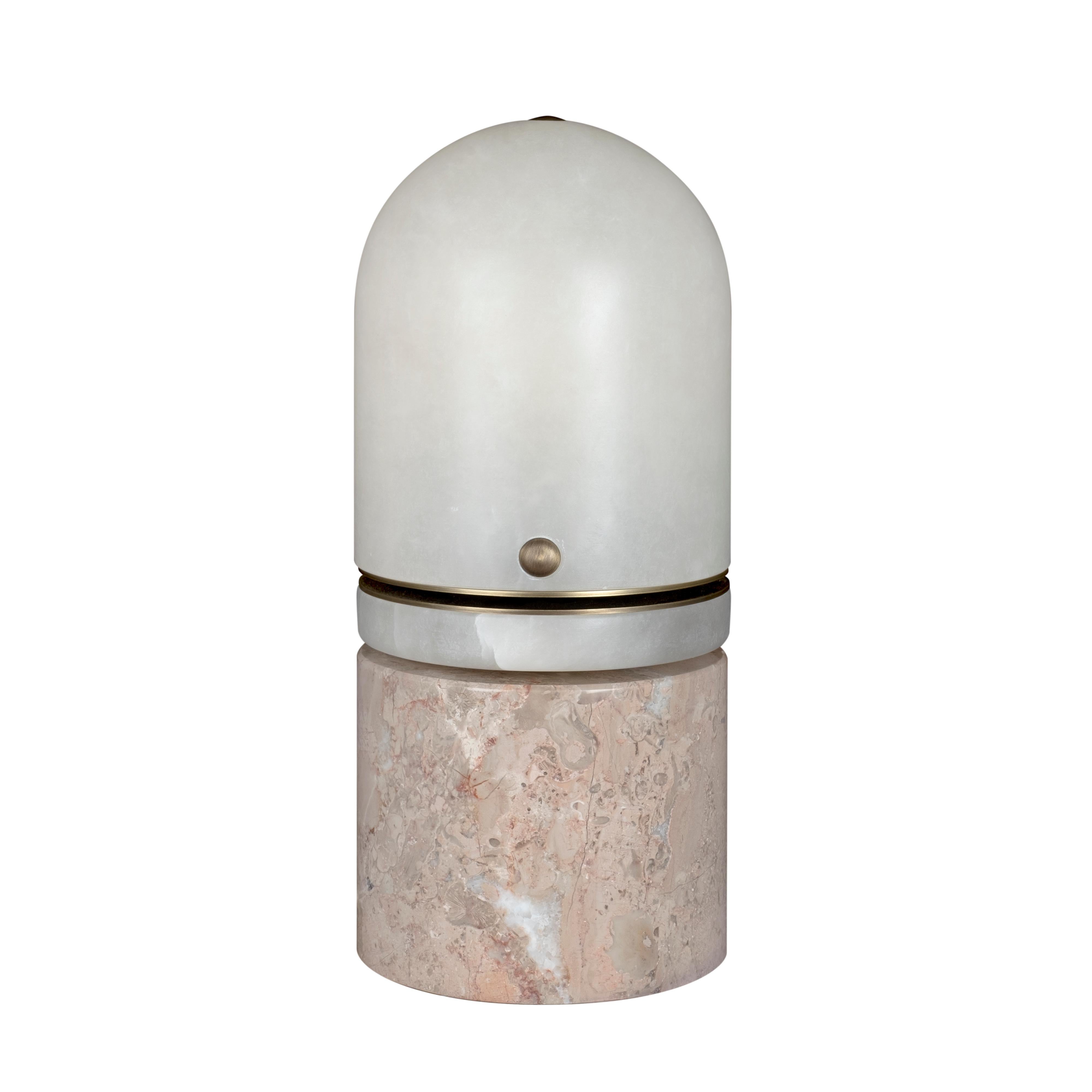 21. Russell-Tischlampe, Alabaster Emperador, handgefertigt in Portugal von Porus Studio im Zustand „Neu“ im Angebot in RIO TINTO, PT