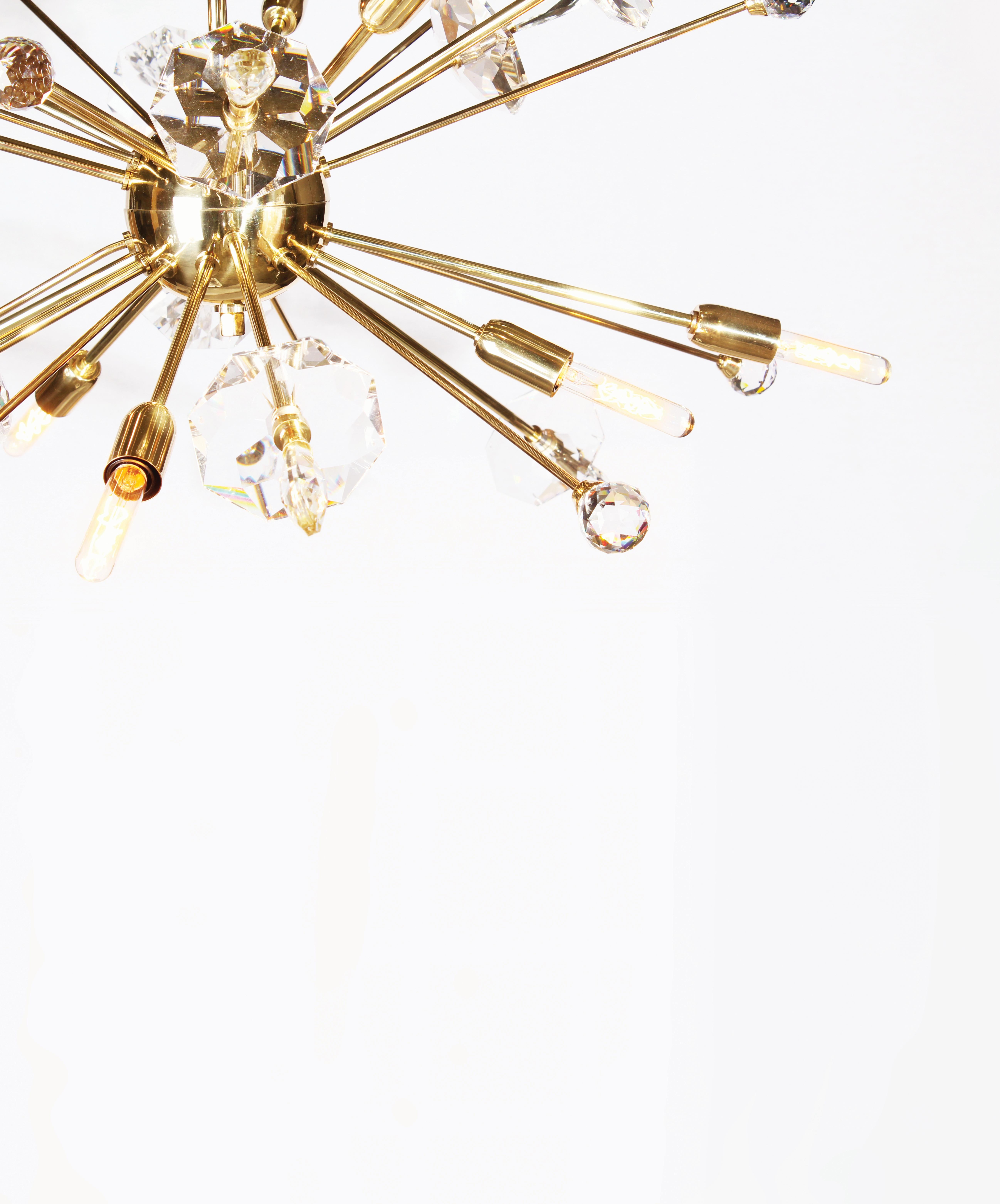 21st Sirius Lampada a Sospensione in Ottone e Cristallo Made in Portugal di Creativemary in vendita 1