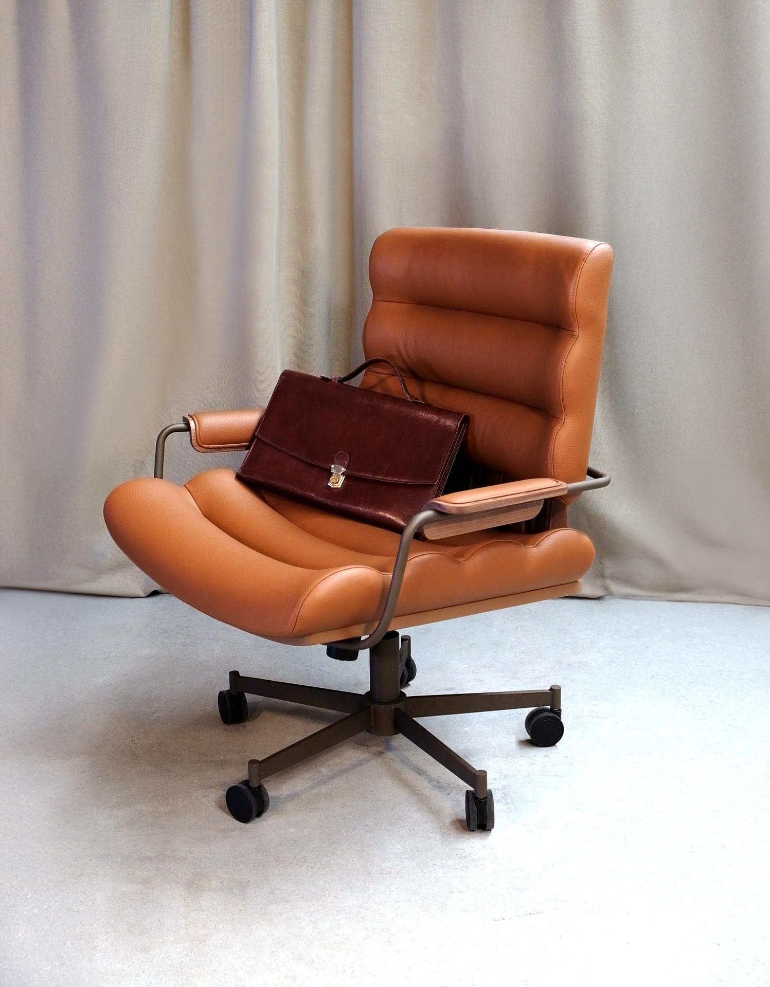 21st Thomas I Office Chair Leather Wood Handmade in Portugal by Wood Tailors For Sale 8