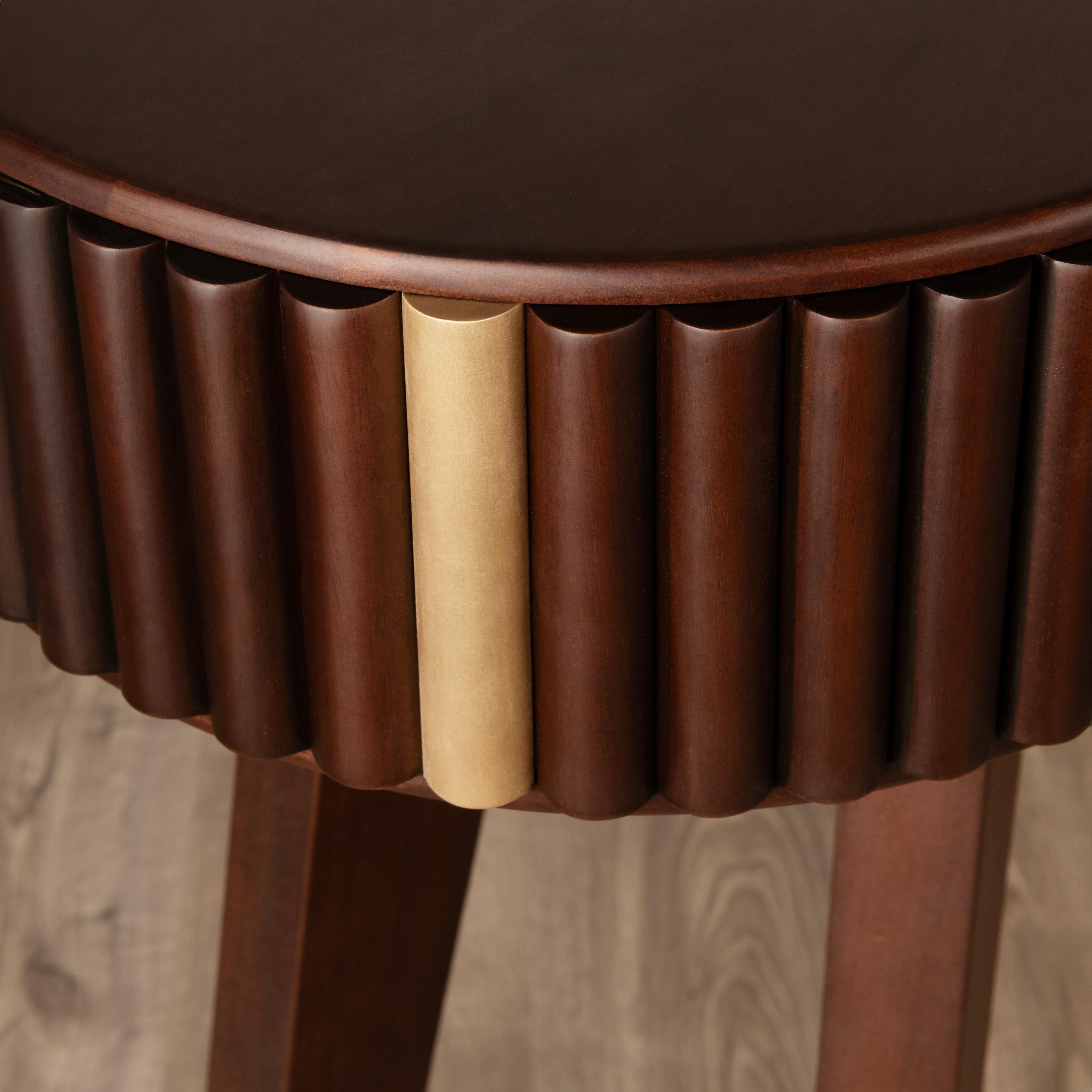 21° Console Robert in legno di noce in ottone realizzata a mano in Portogallo dai sarti del legno in vendita 4