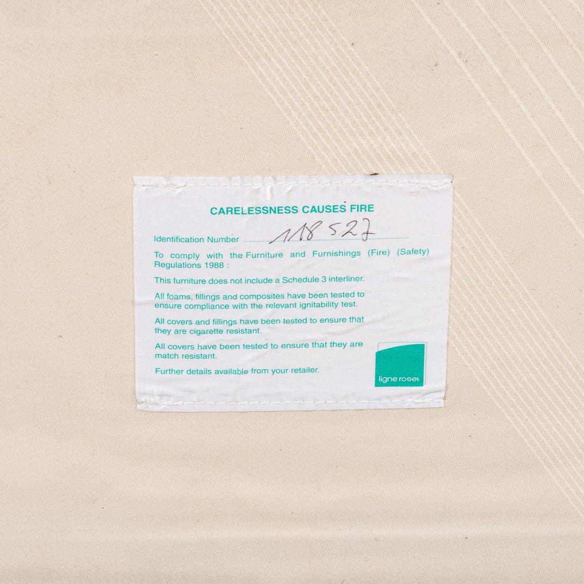 Zweisitzer-Sofa „Togo“ aus cremefarbenem Leder von Michel Ducaroy für Ligne Roset, 21. Jahrhundert im Angebot 12