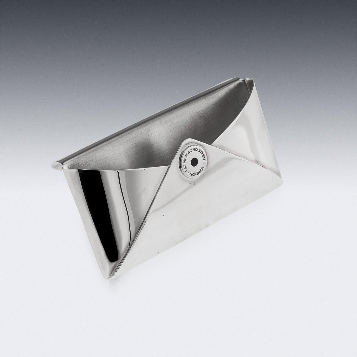 Altro Portacarte da scrivania a busta e custodia in argento massiccio del 21° secolo, Asprey & Co. C.C. in vendita