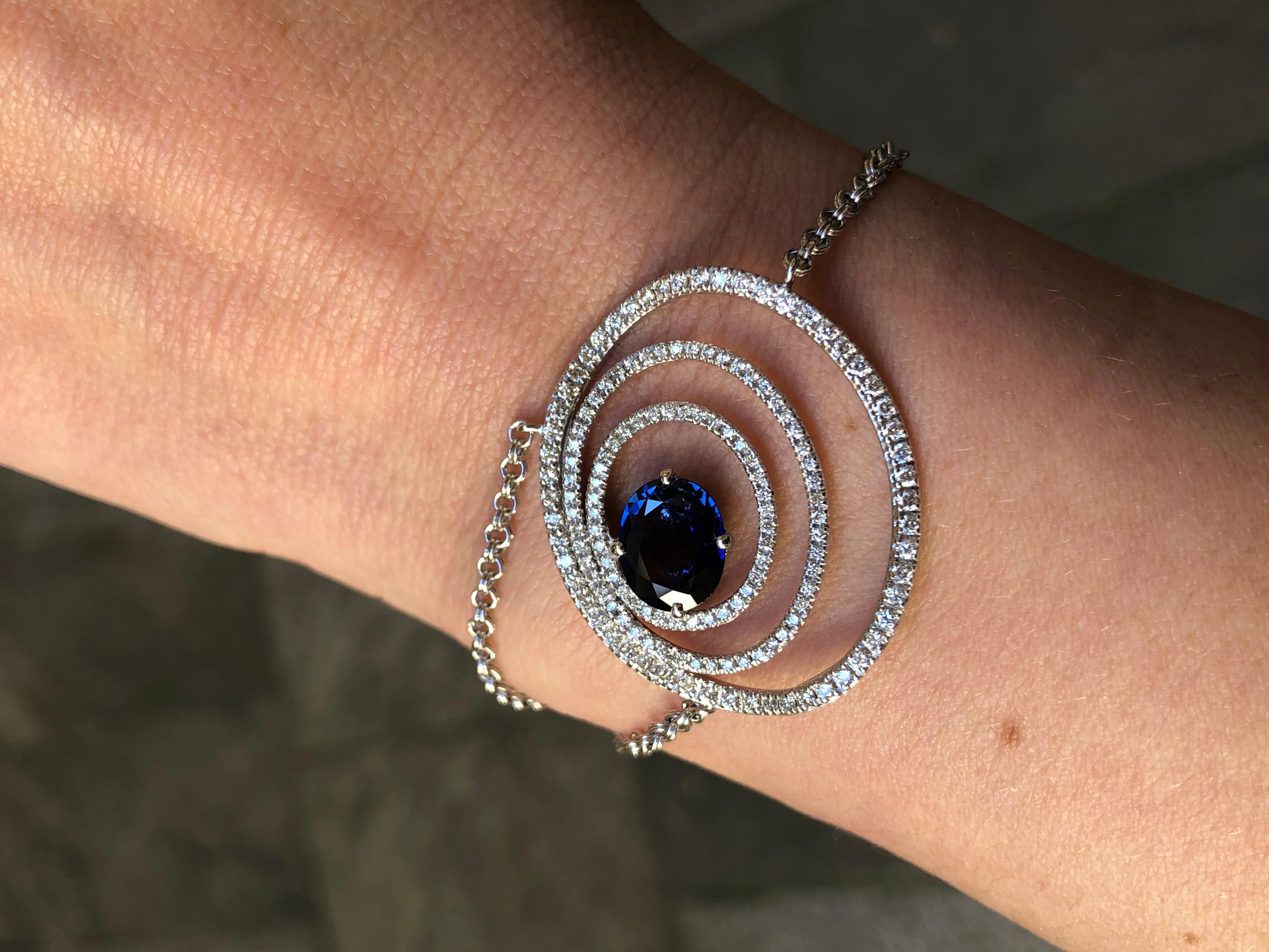 Beatrice Barzaghi 5 carat Aquamarine Diamond  Gold Unique Clasp Cosmic Bracelet  For Sale 7