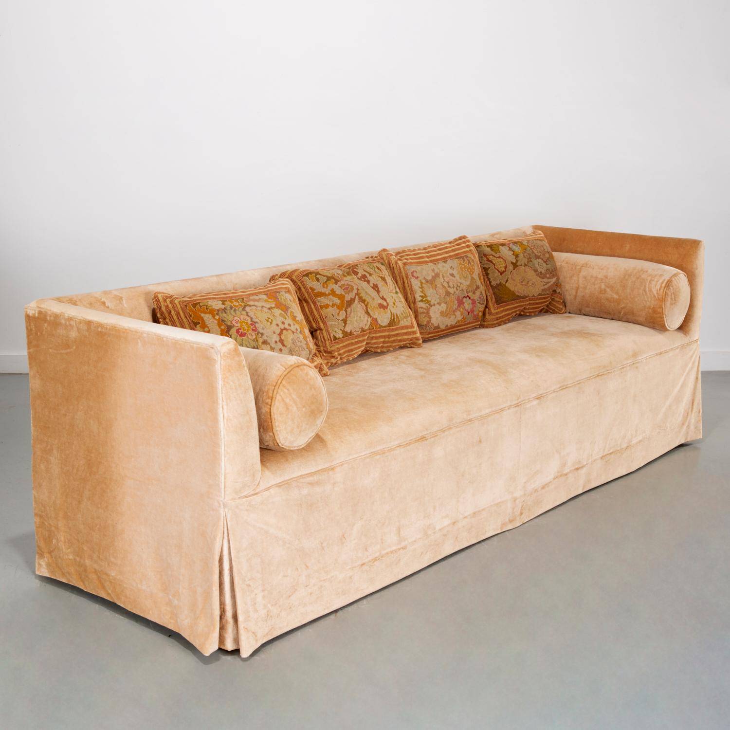 21th C. Custom Four-Seat Sofa in Brunschwig et Fils Luxury Autun Mohair Velvet 3