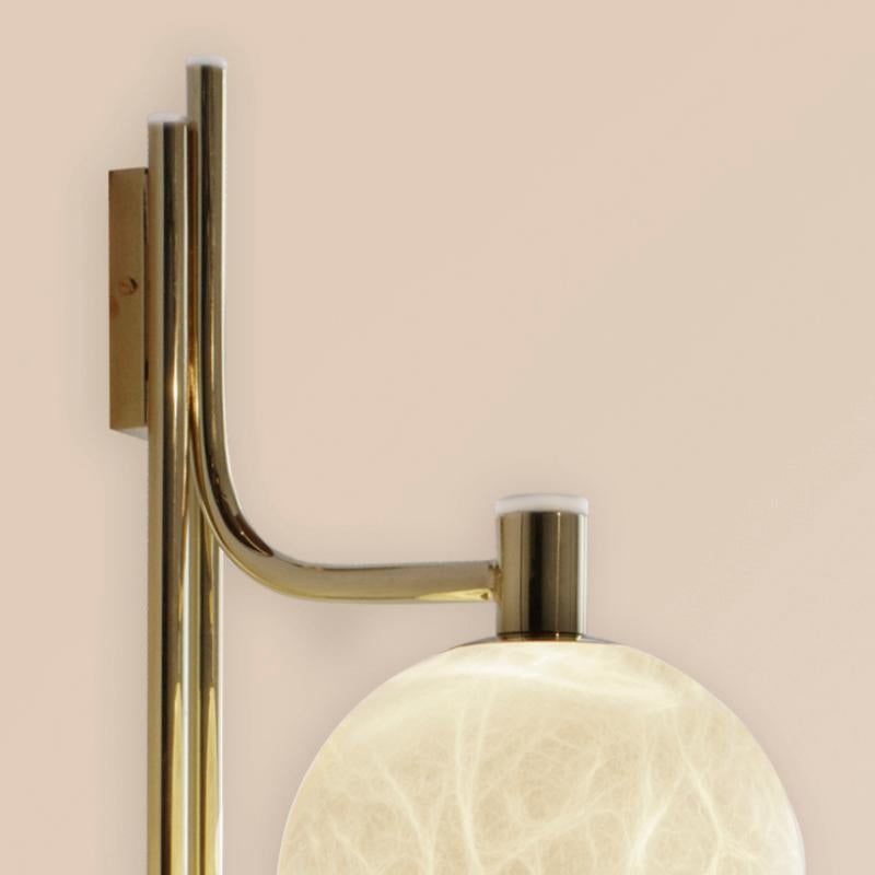Lampe murale Andros en albâtre du 21e siècle en laiton conçue par Creativemary en vente 3