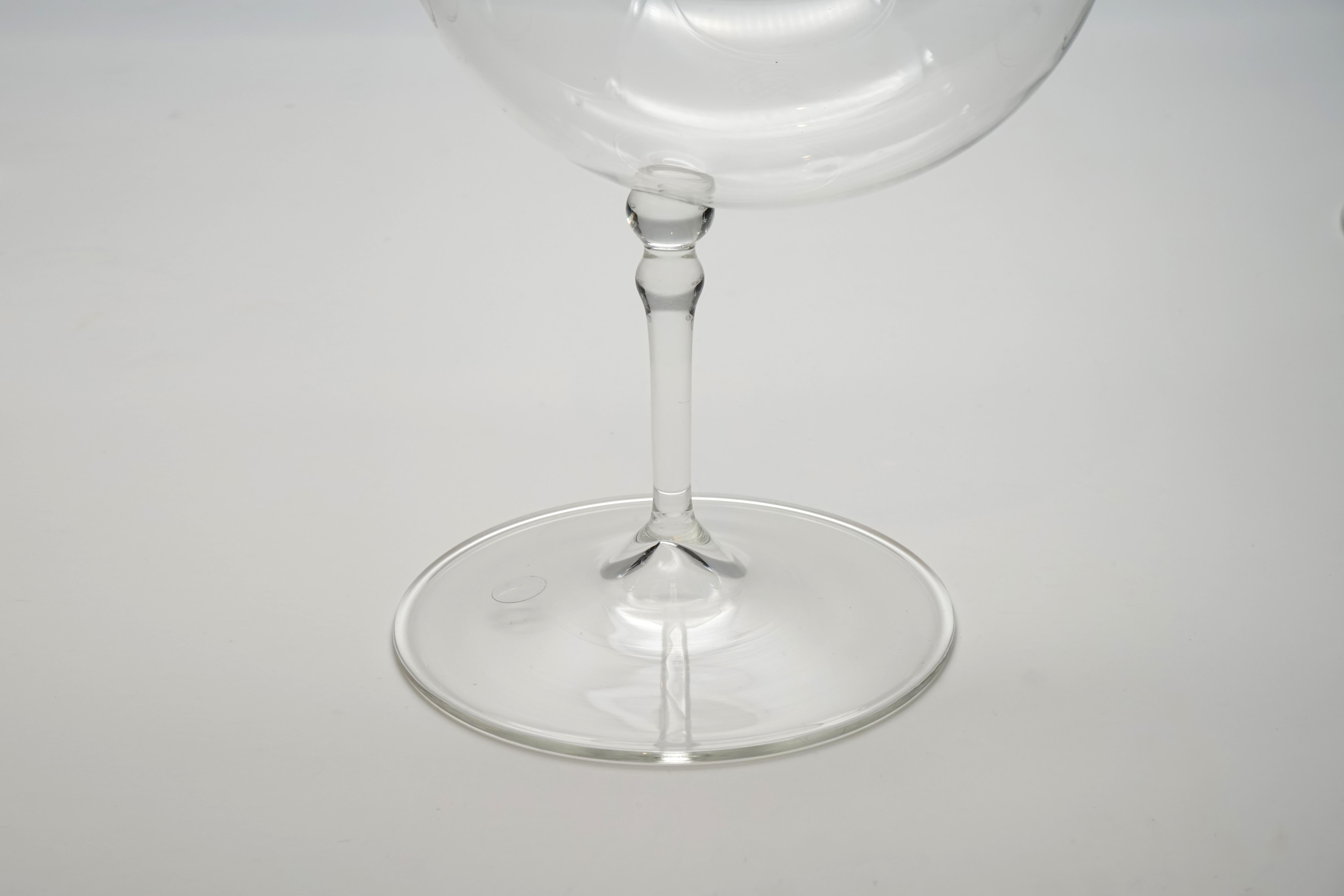 Italian 21st Century Asimetric Wine Glass, BUBBLE L set, mouth-blown, Kanz For Sale