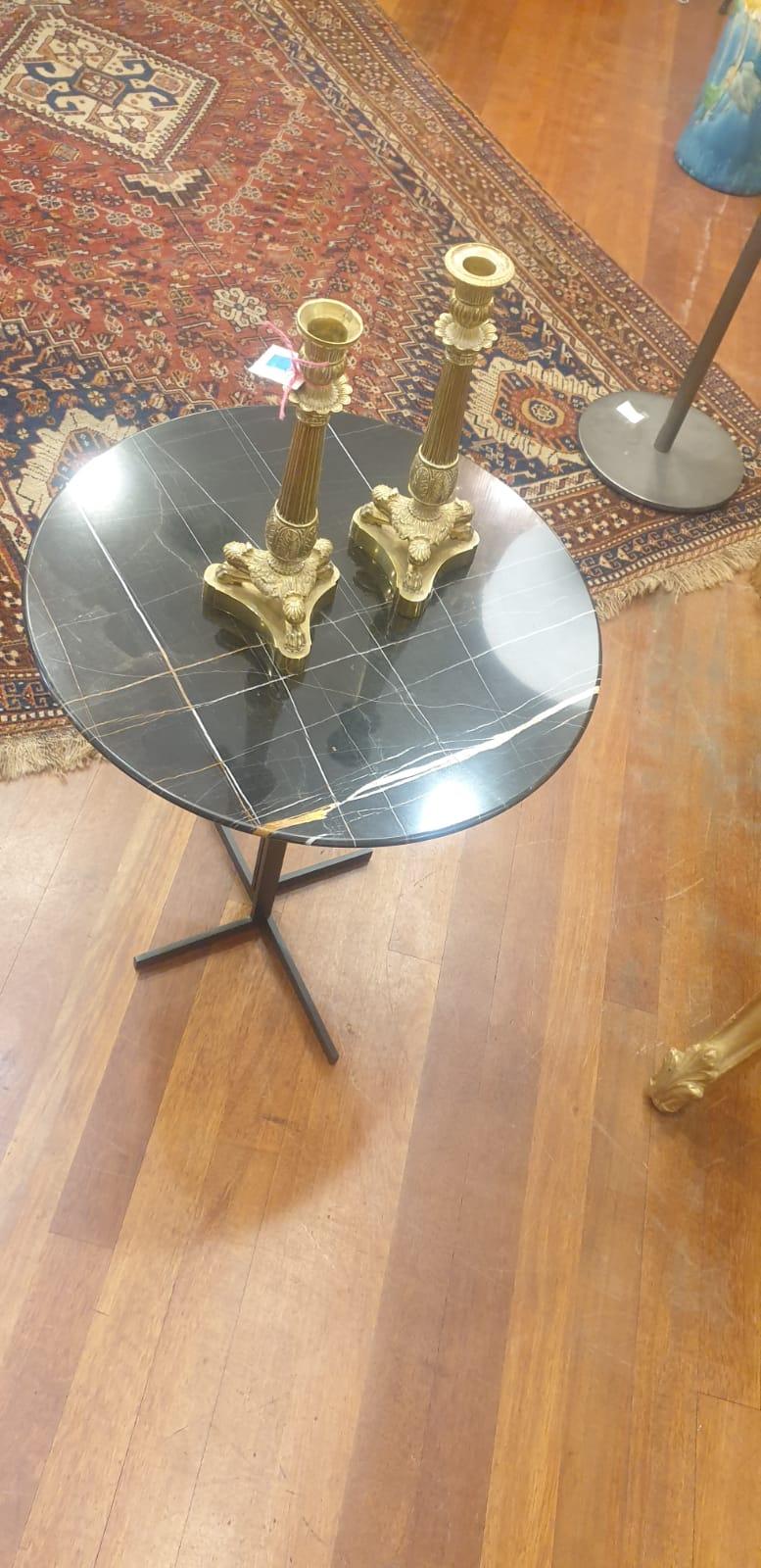 Table de canapé italienne noire du 21e siècle, auxiliaire, marbre de Natuzzi en vente 8