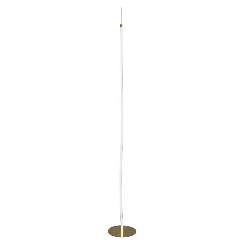 Lampadaire Bloom en laiton et tissu, 250 cm de haut  par Morghen Studio en vente