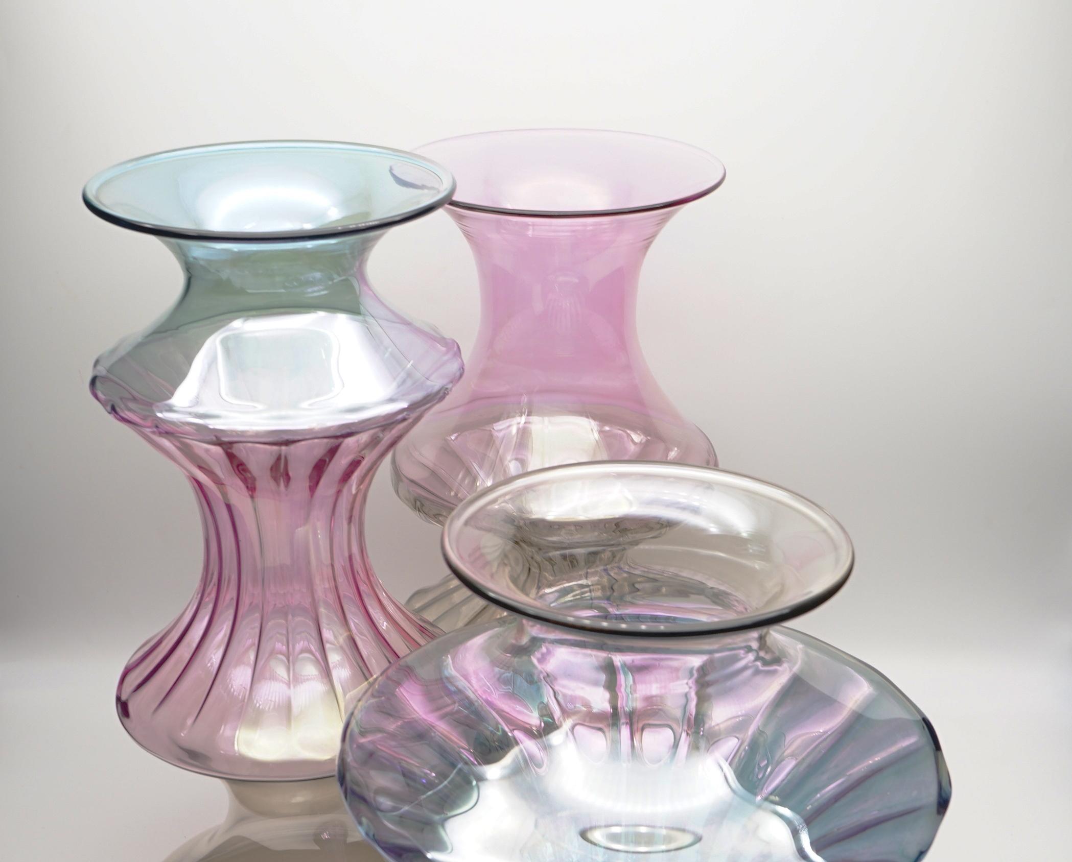 Hand-Crafted 21st Century Borosilcate Glass Vase, Madame, Handcrafted, Kanz Architetti For Sale