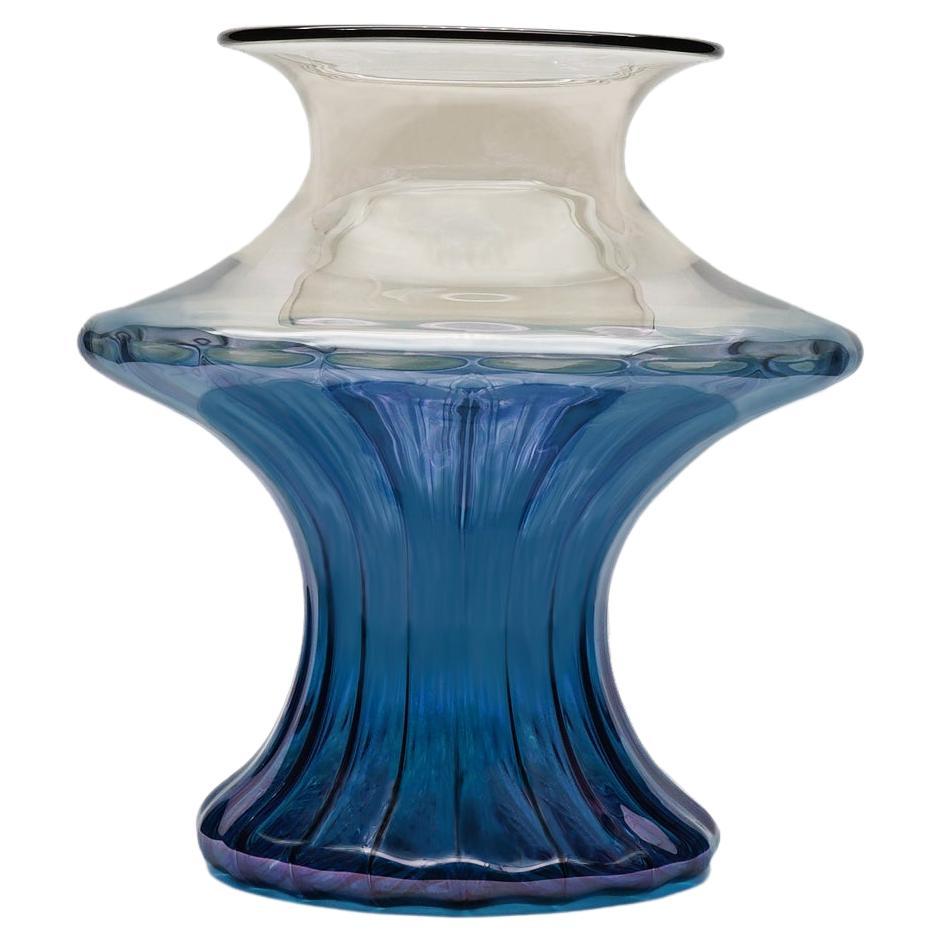 Vase en verre borosilcate du 21e siècle, Madame, fabriqué à la main, Kanz Architetti