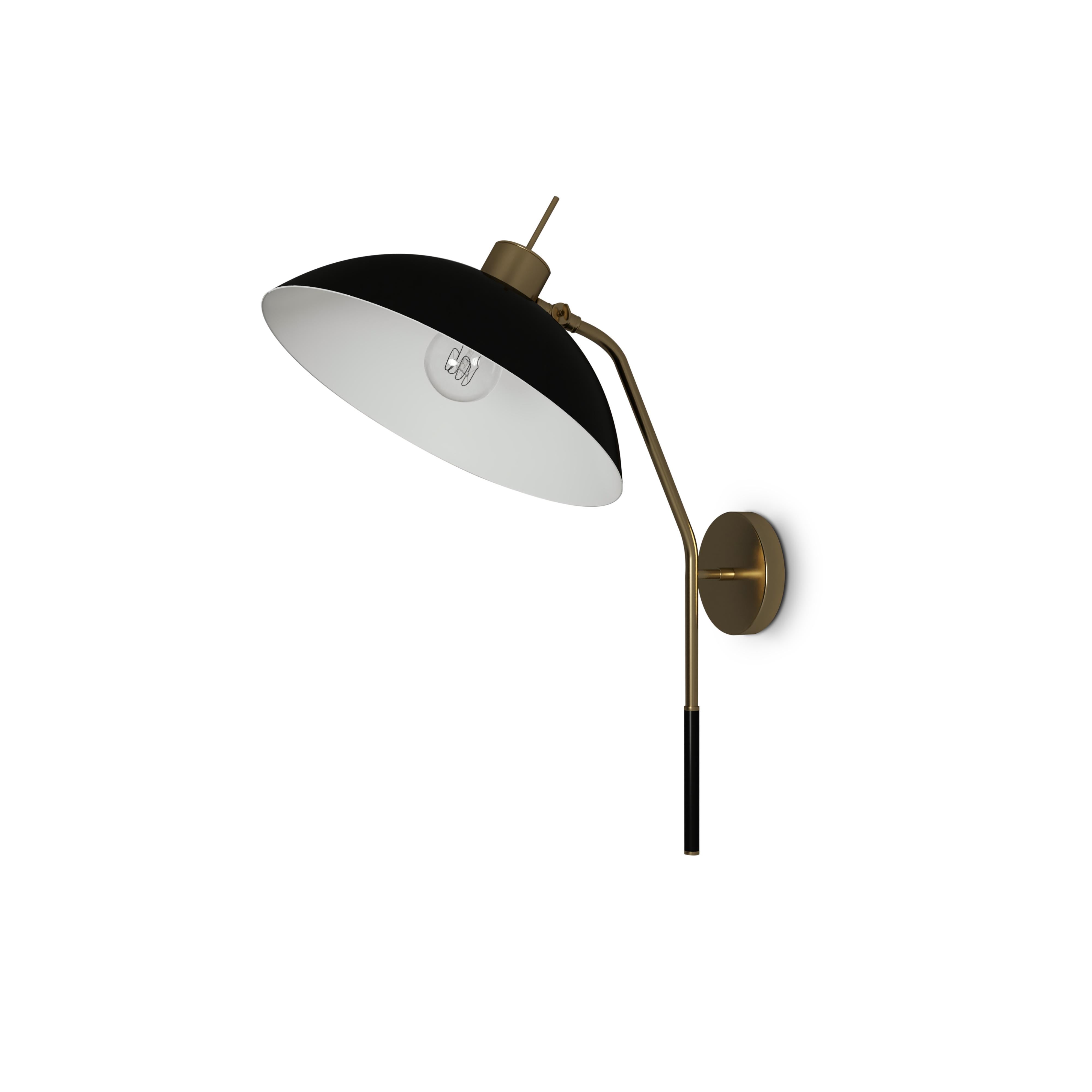 Portugais Lampe murale NoHo en laiton du 21e siècle conçue par Creativemary en vente