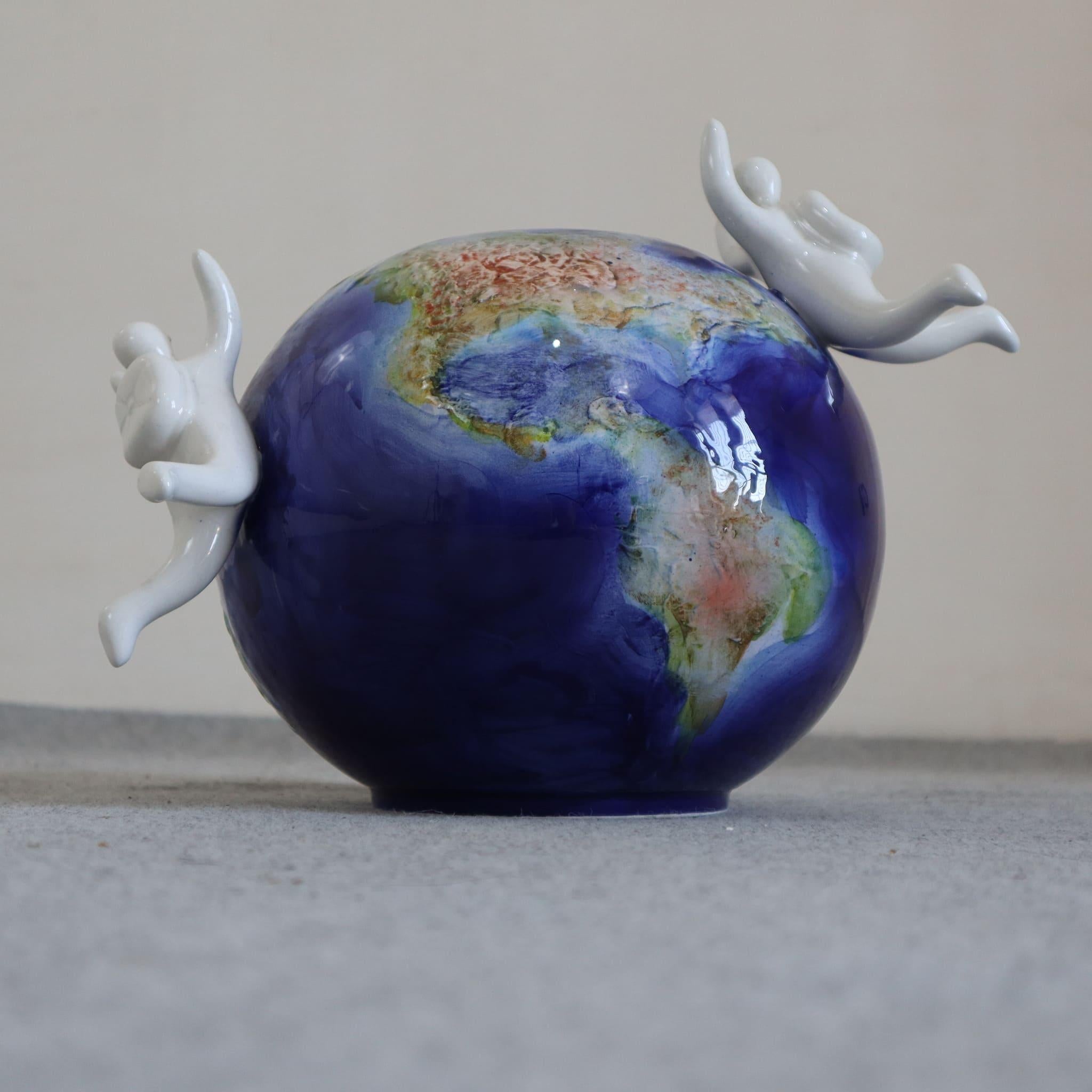 Vase globe en céramique du 21e siècle « Ky, Kome e Perke » par Opificio Etico, Italie en vente 3