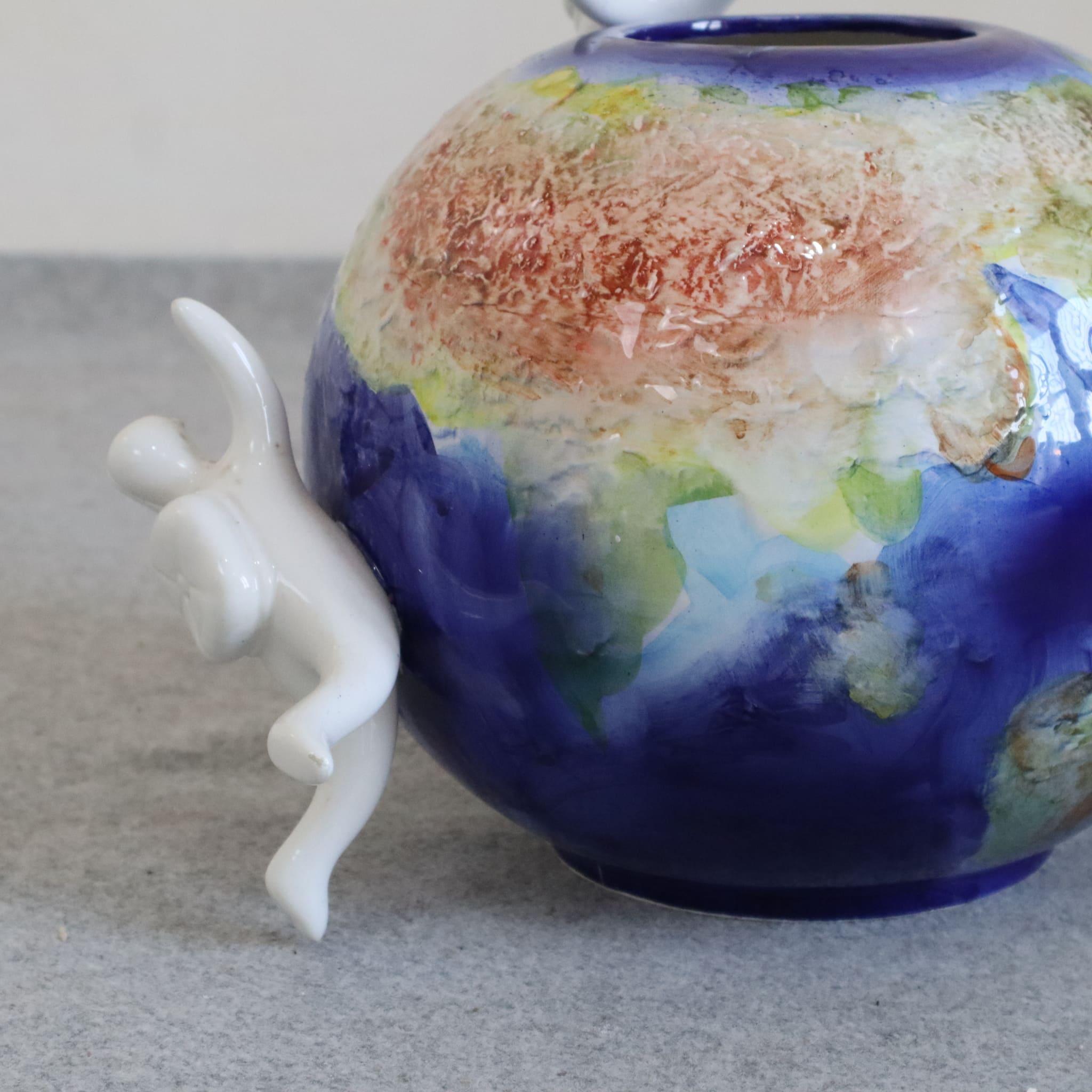XXIe siècle et contemporain Vase globe en céramique du 21e siècle « Ky, Kome e Perke » par Opificio Etico, Italie en vente
