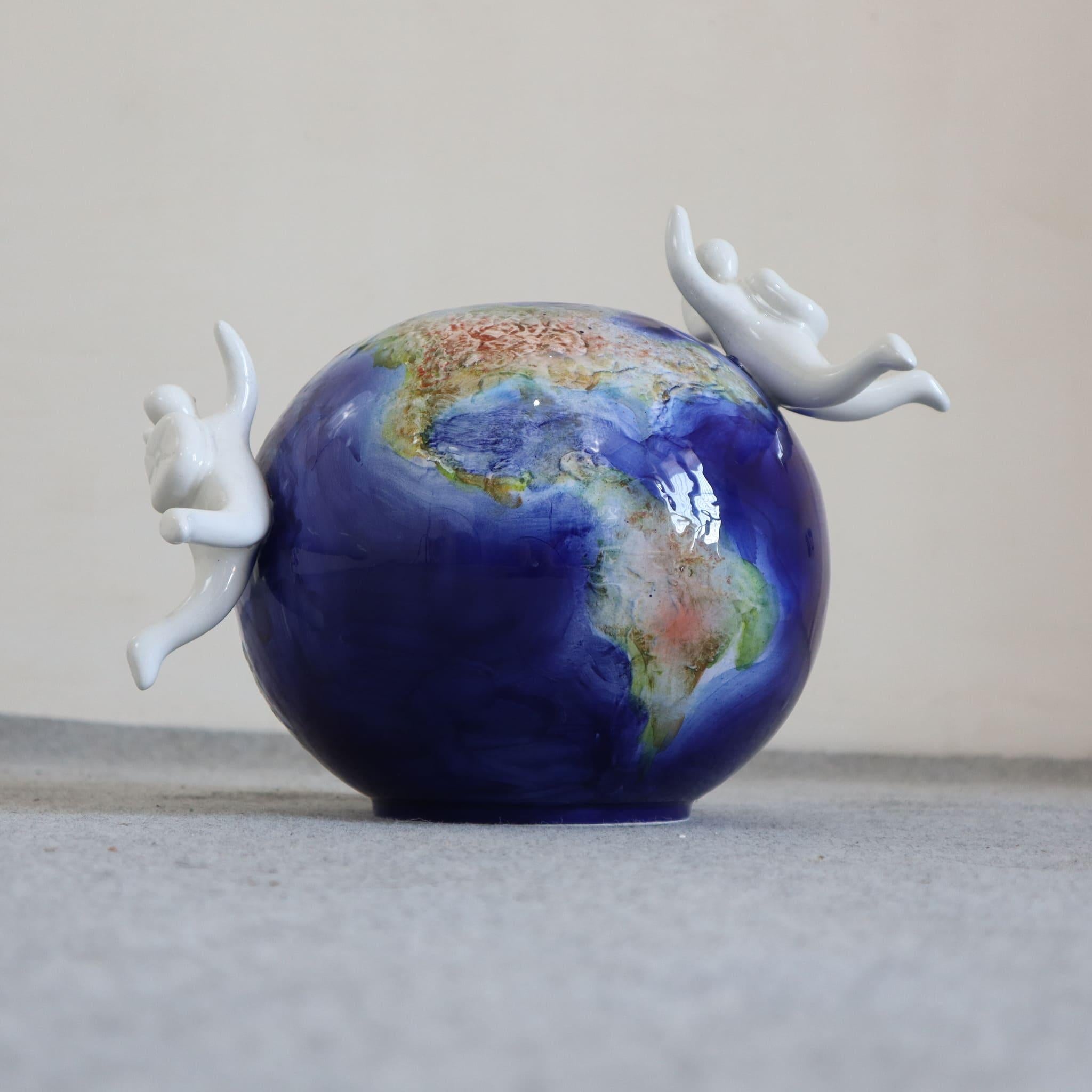 Vase globe en céramique du 21e siècle « Ky, Kome e Perke » par Opificio Etico, Italie en vente 2