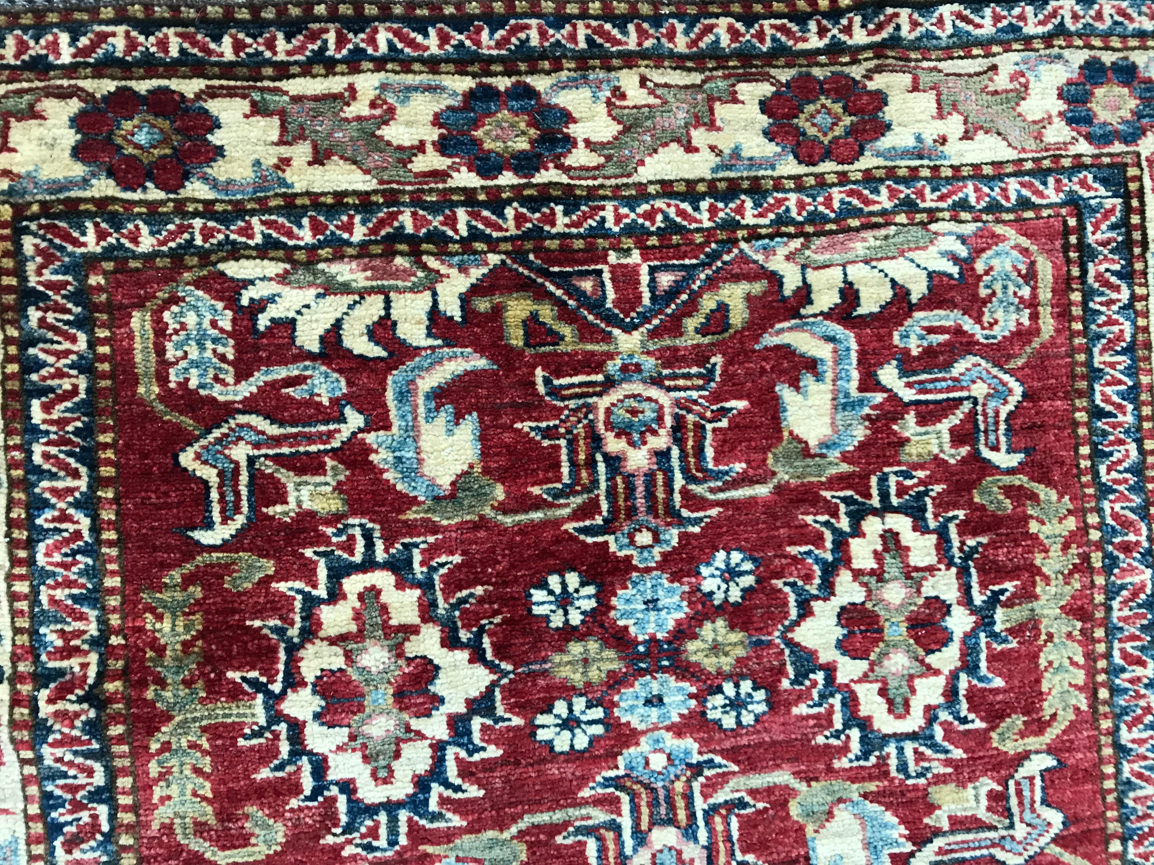 Noué à la main Magnifique petit tapis afghan en vente